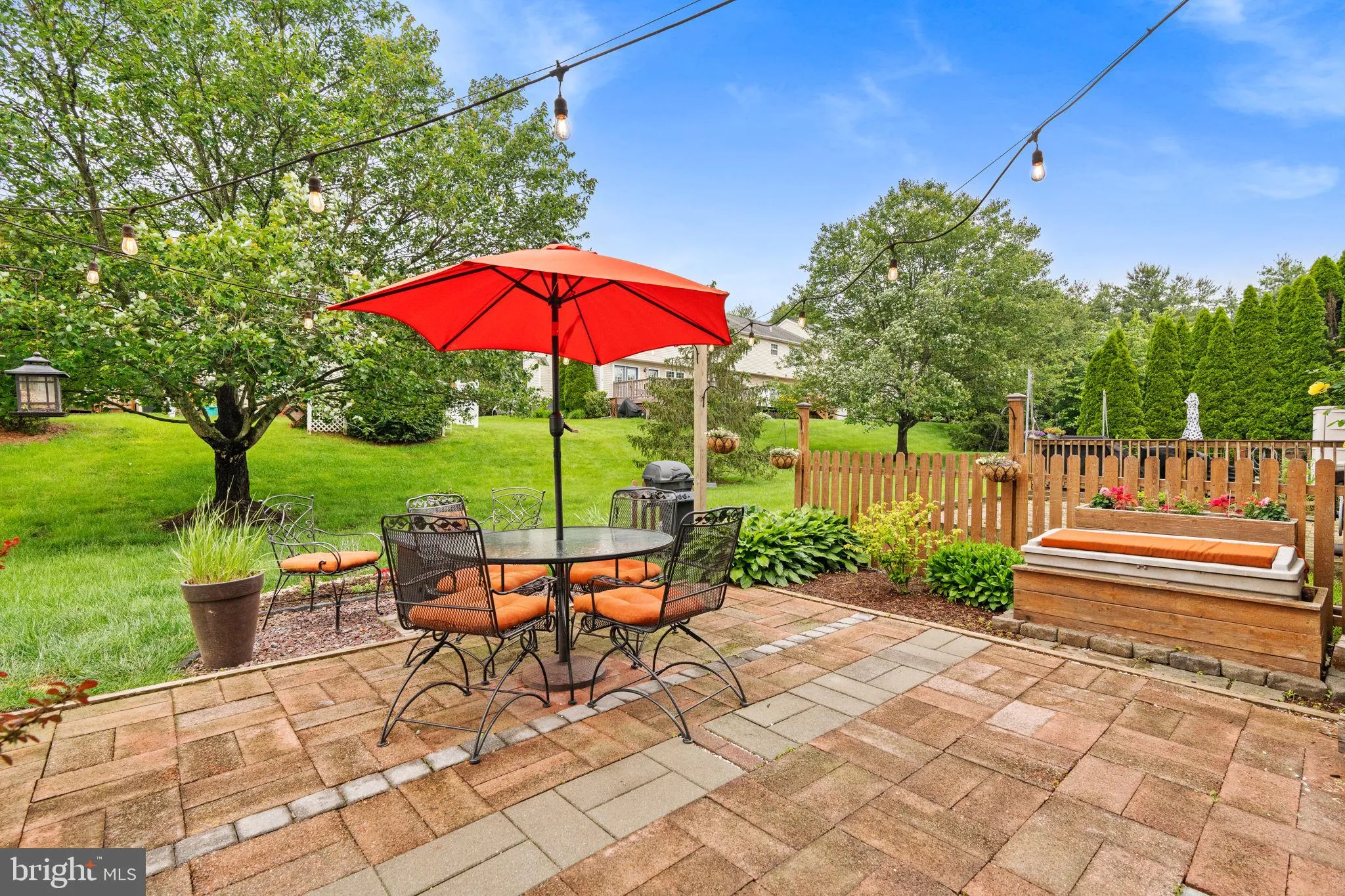 Chalfont, Pennsylvania 18914, United States, 3 Bedrooms Bedrooms, ,3 BathroomsBathrooms,Residential,Contingent,189438