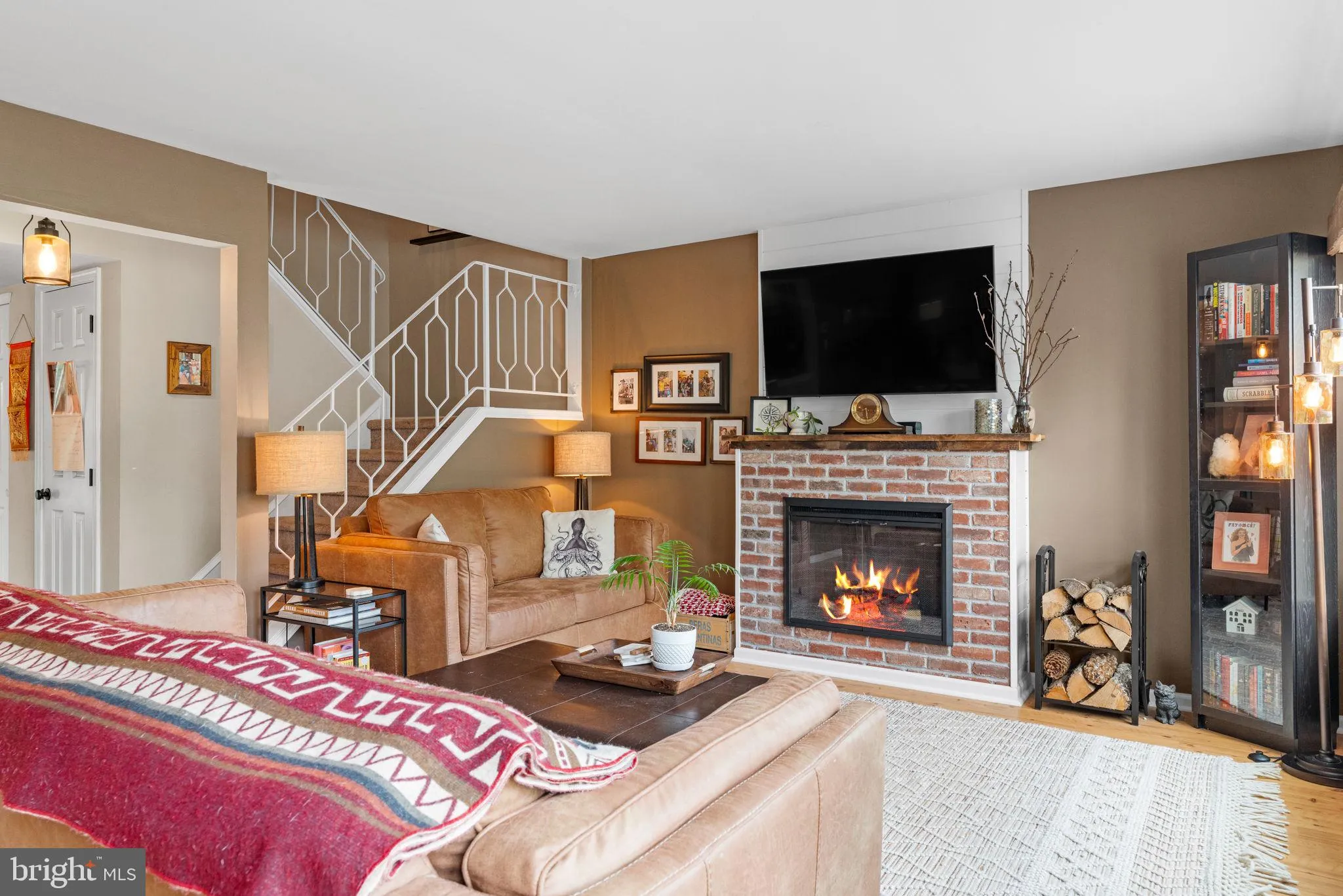 Chalfont, Pennsylvania 18914, United States, 3 Bedrooms Bedrooms, ,3 BathroomsBathrooms,Residential,Contingent,189438