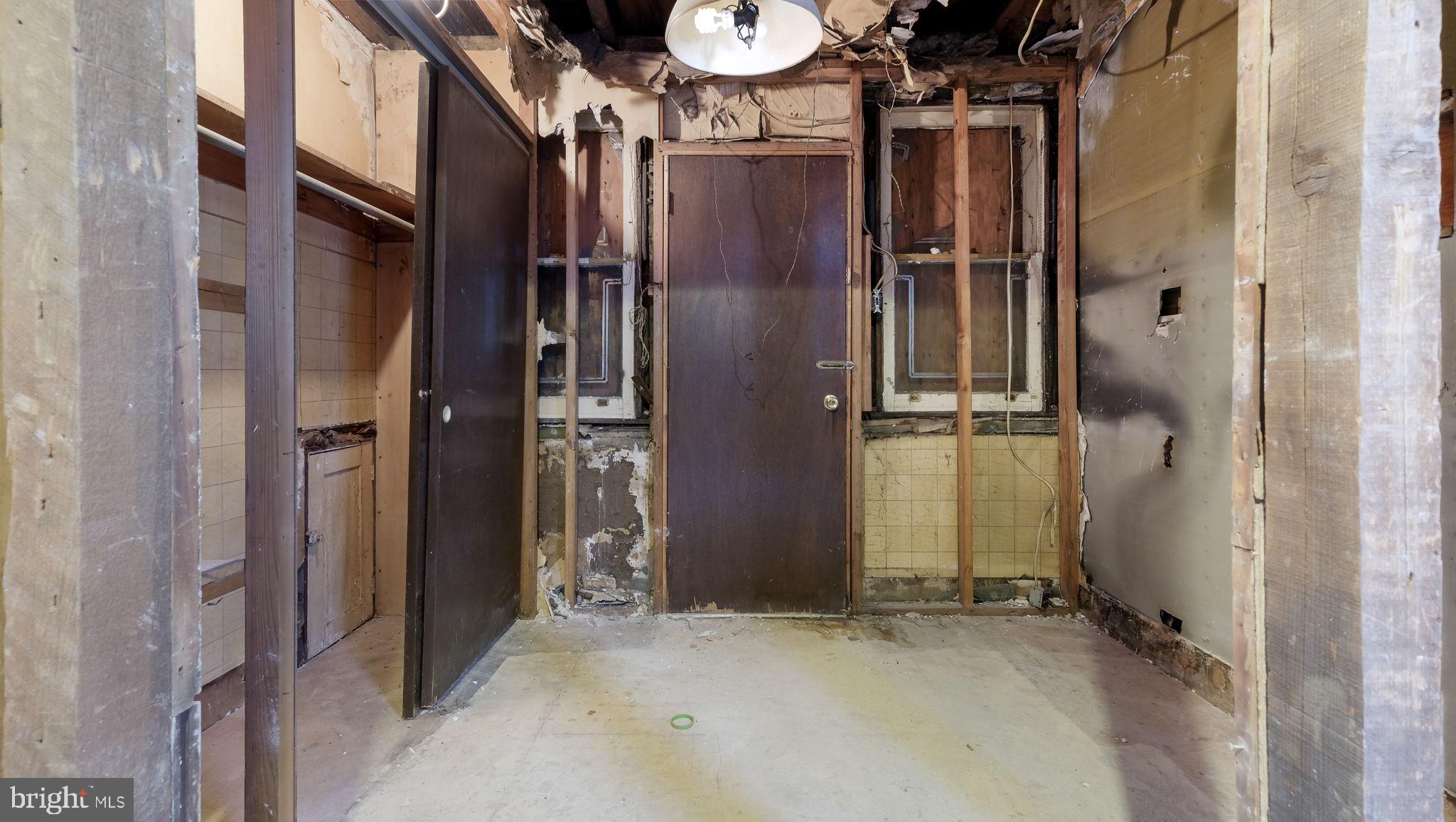 BURHOLME - Commercial Sale