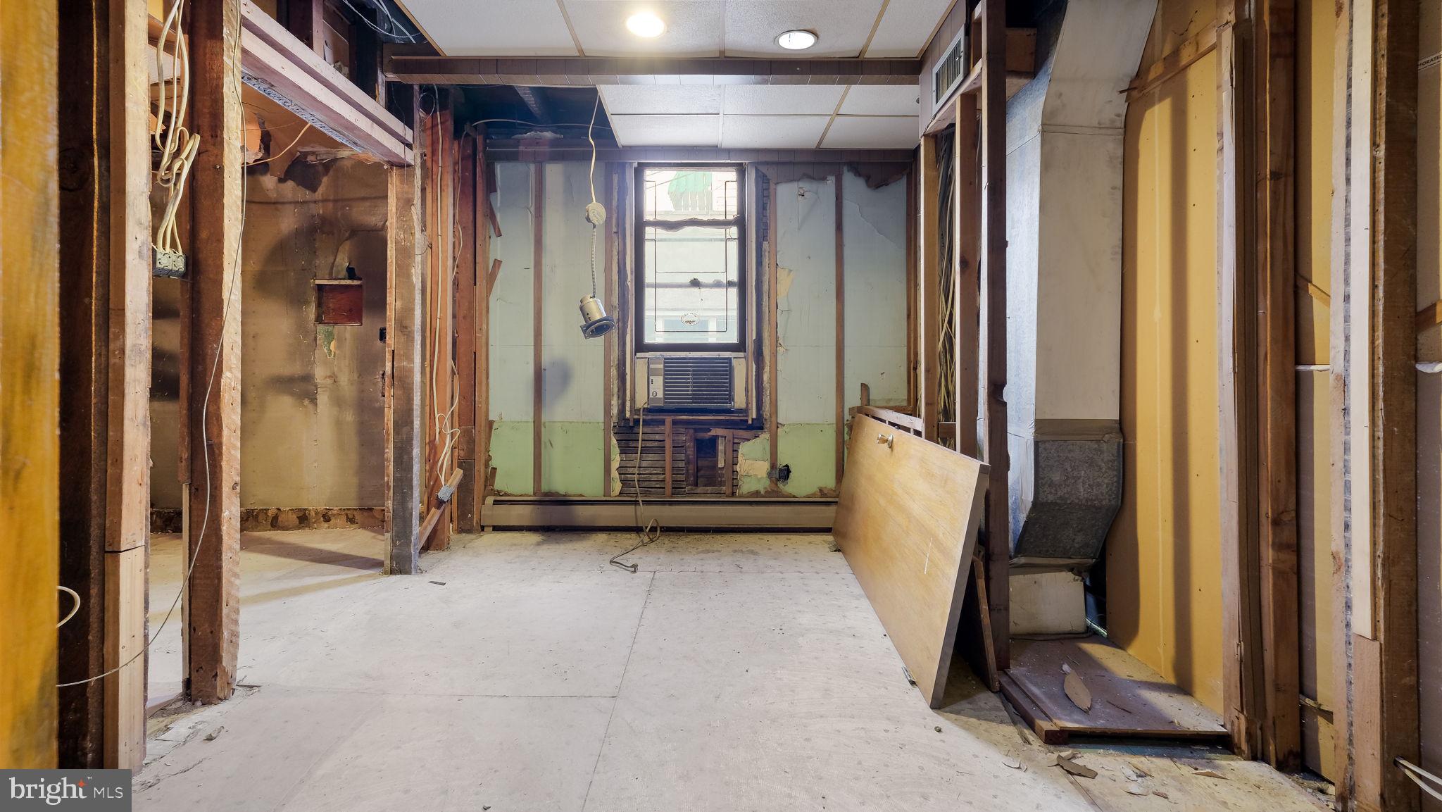 BURHOLME - Commercial Sale