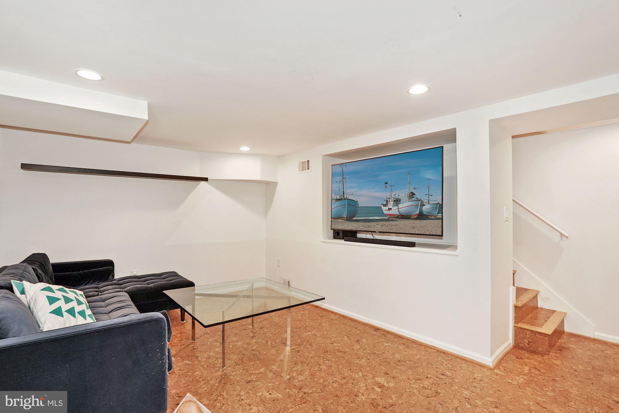 GLEN ECHO HEIGHTS - Residential