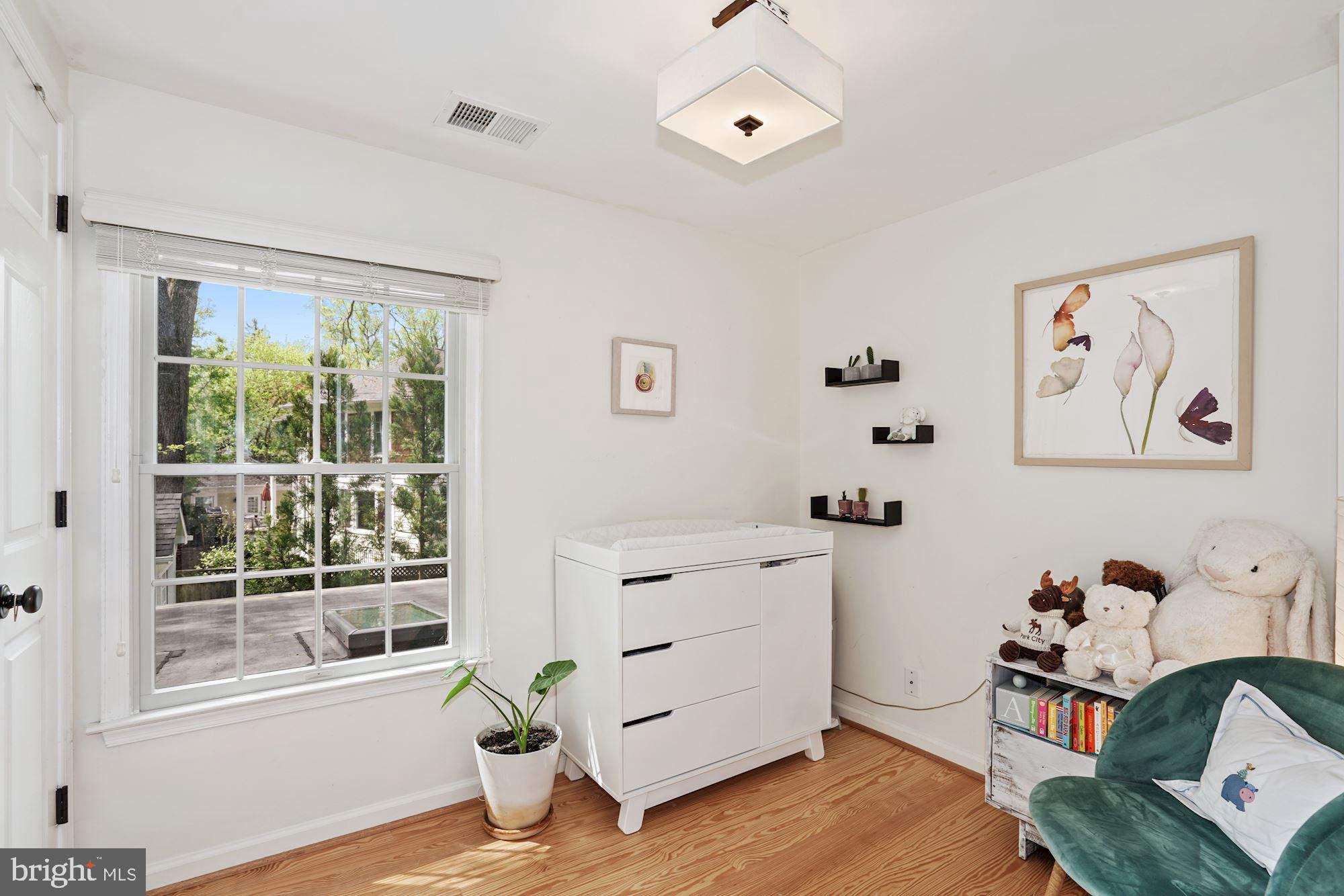 GLEN ECHO HEIGHTS - Residential