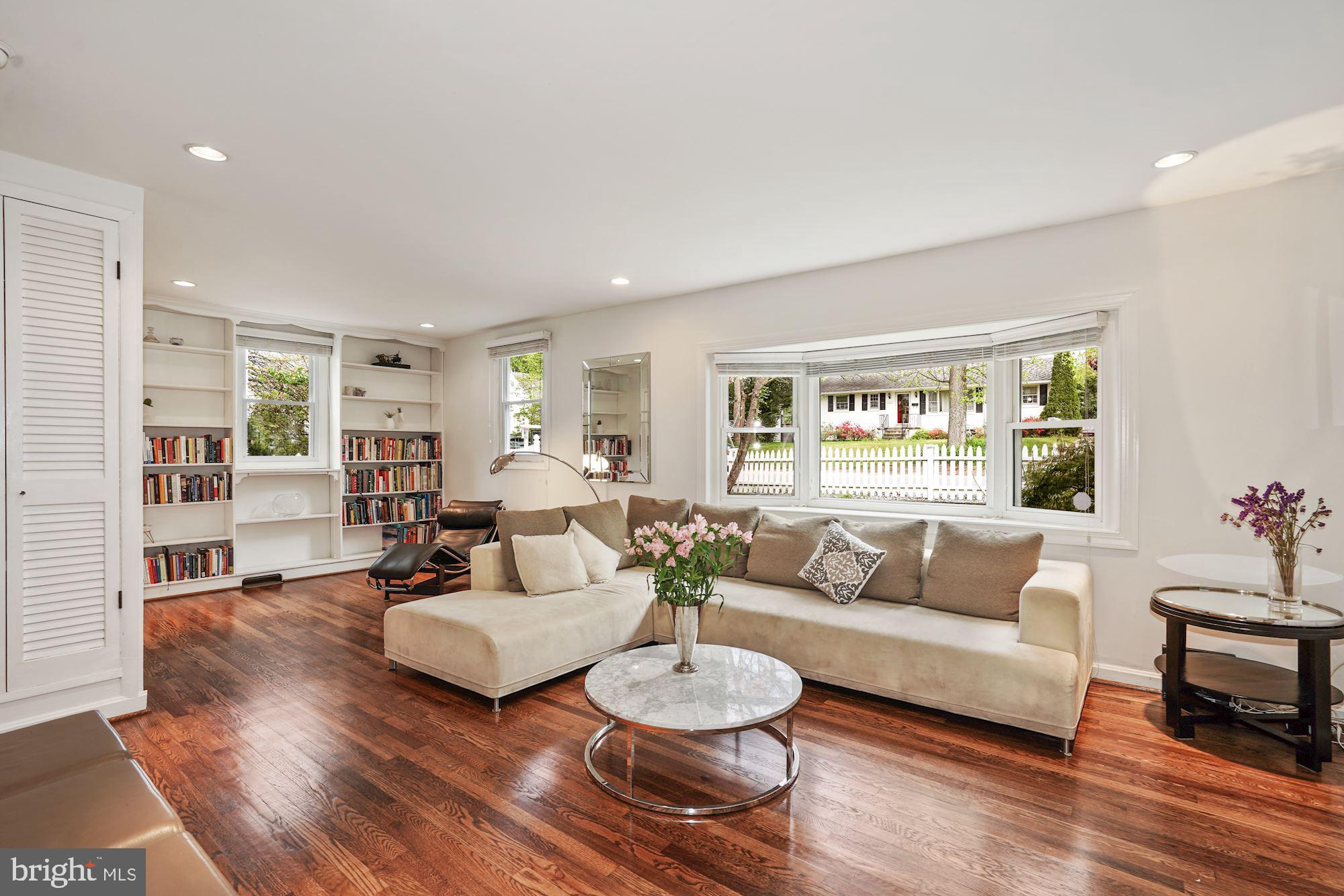 GLEN ECHO HEIGHTS - Residential