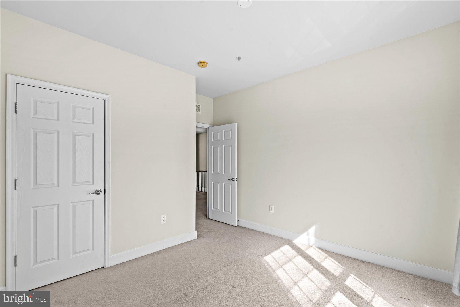 POTOMAC CLUB - Residential