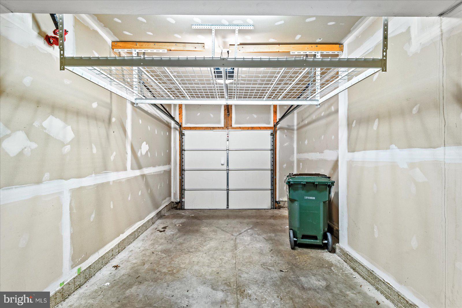 POTOMAC CLUB - Residential