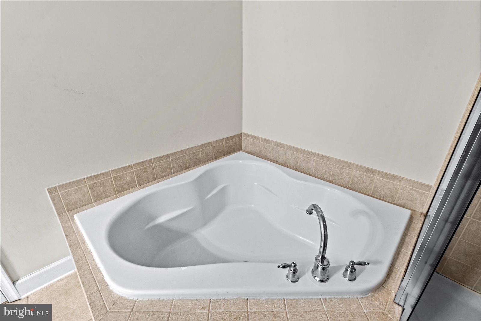 POTOMAC CLUB - Residential