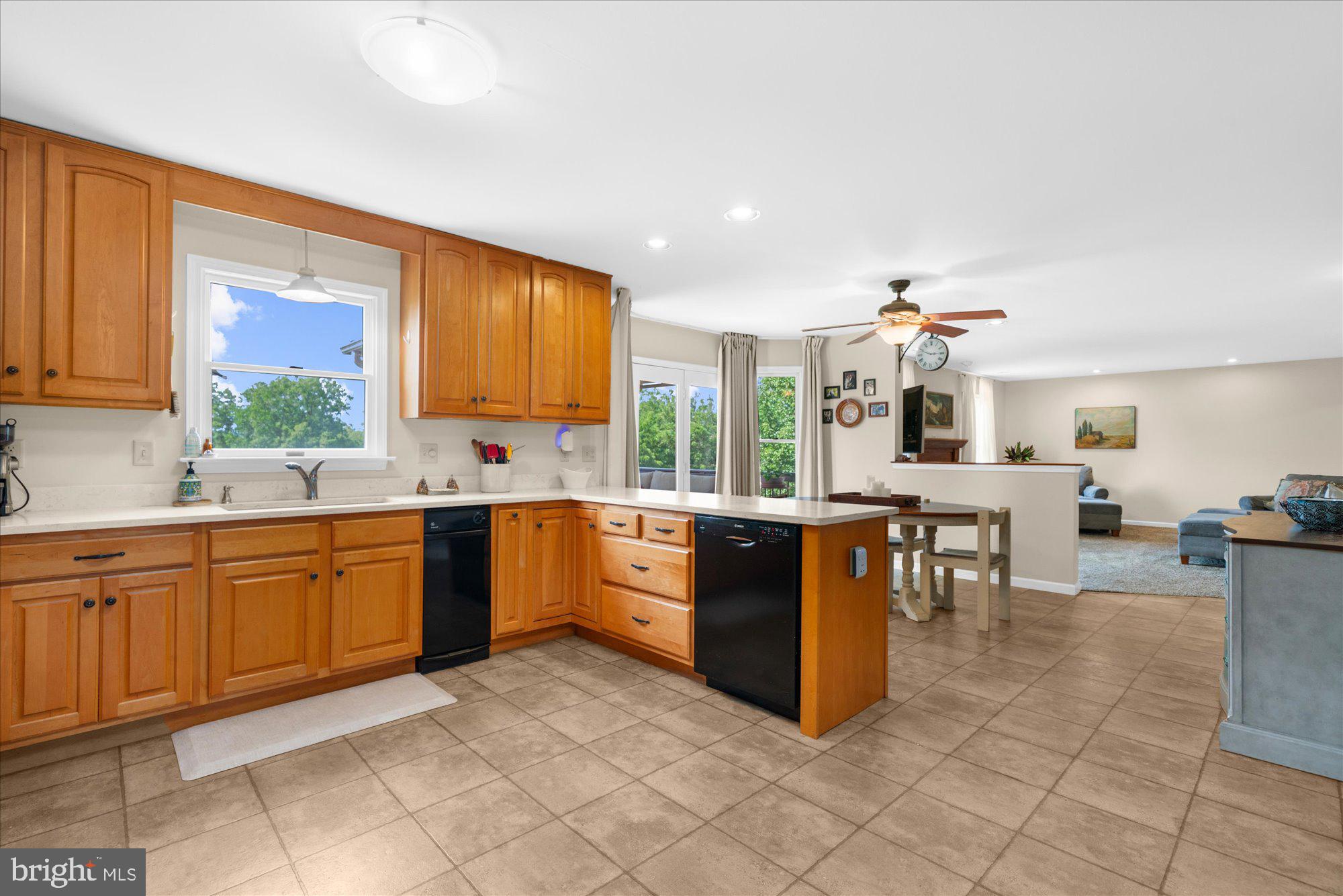 126 LITTLE RD