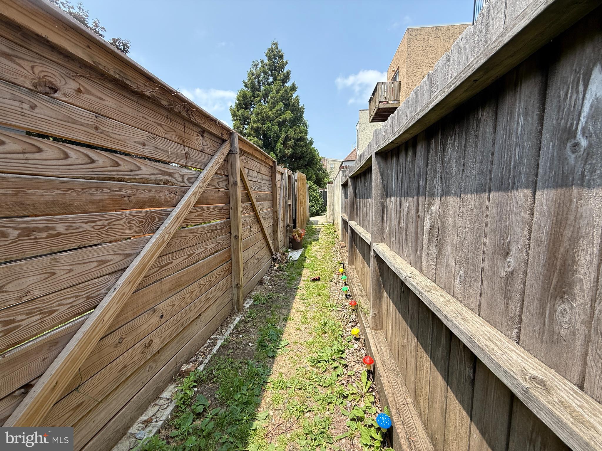 SPRING GARDEN - Residential