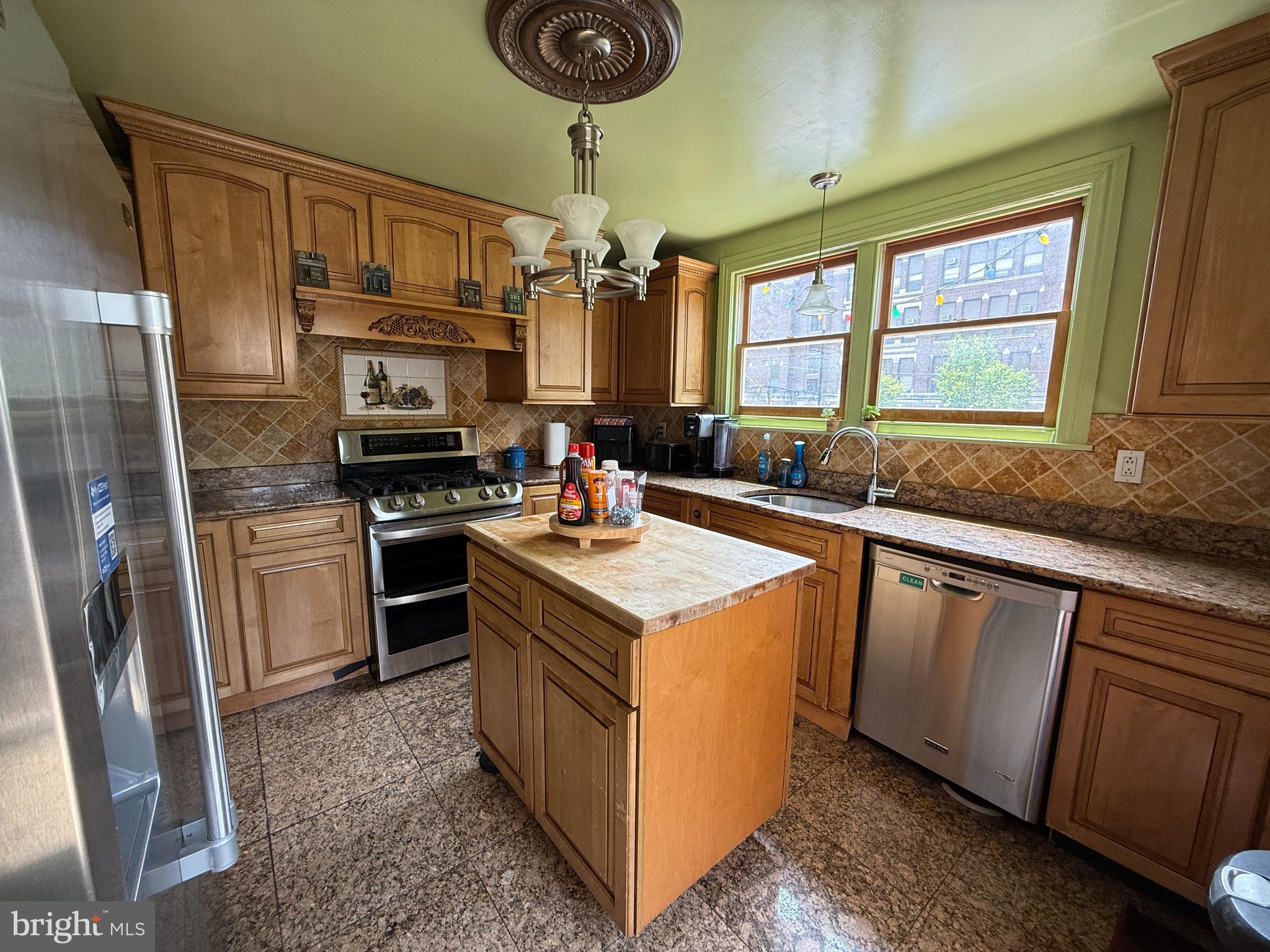 SPRING GARDEN - Residential