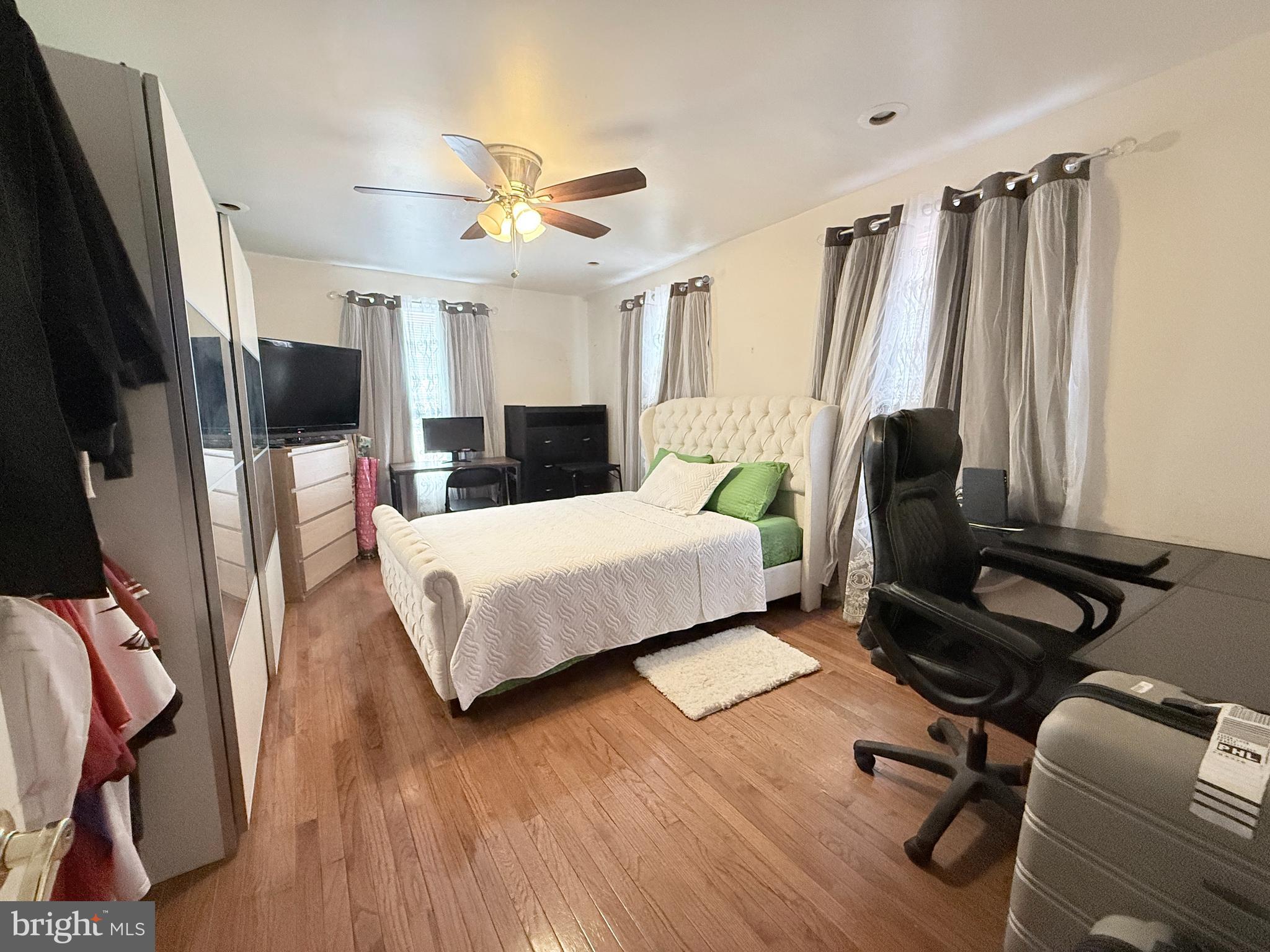 SPRING GARDEN - Residential