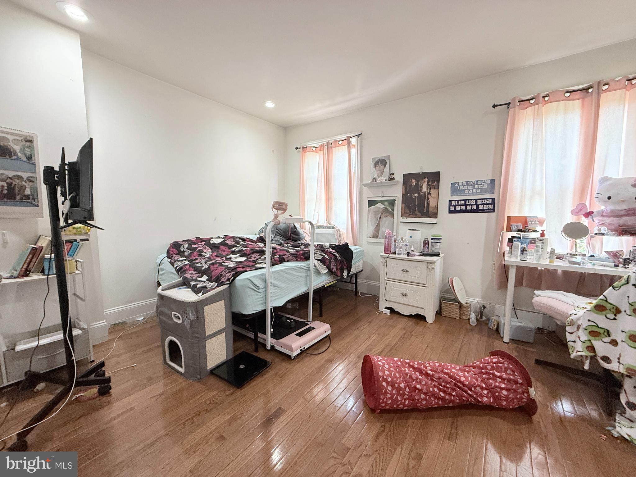 SPRING GARDEN - Residential