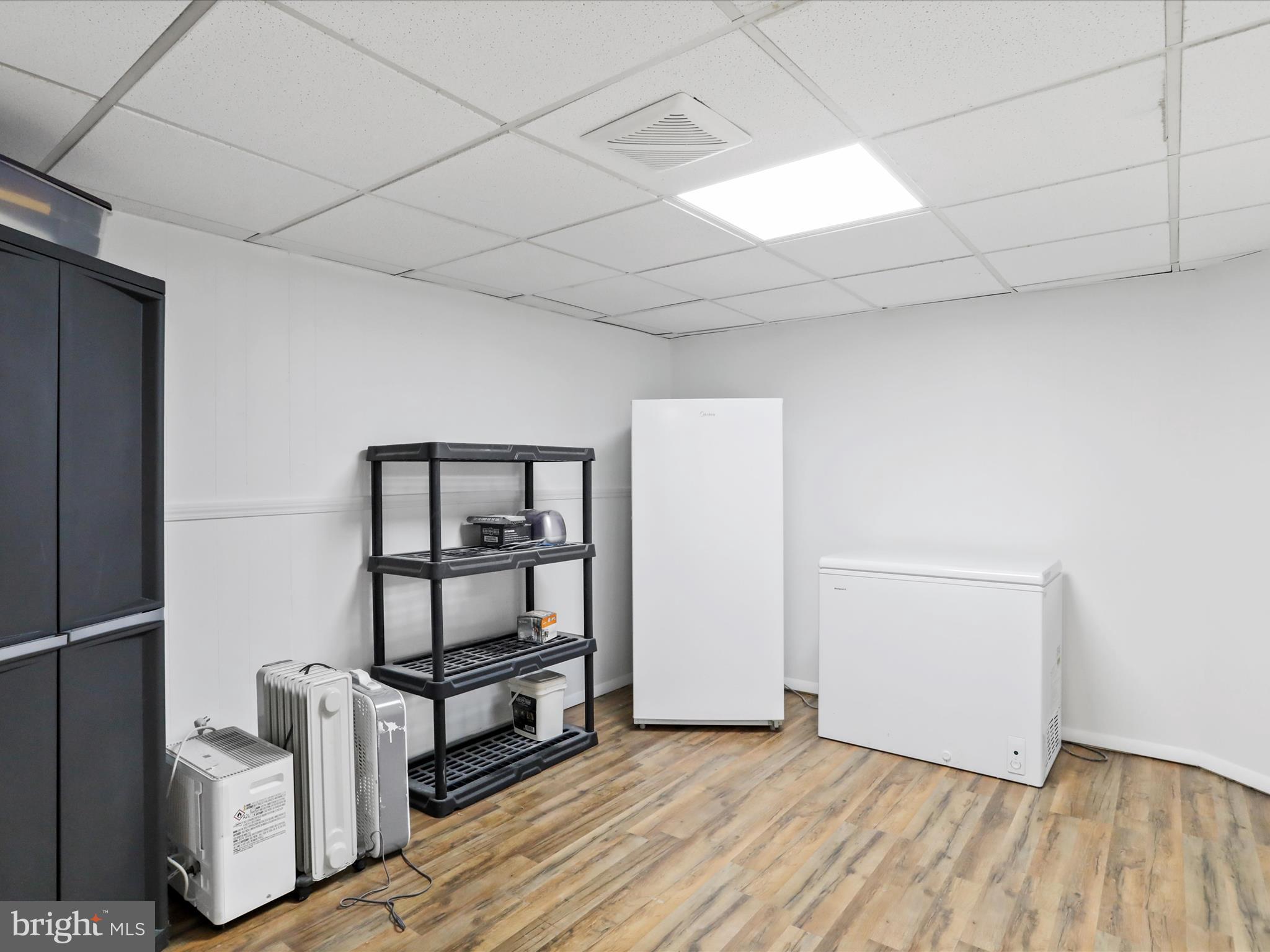 WHITE FARM - Residential