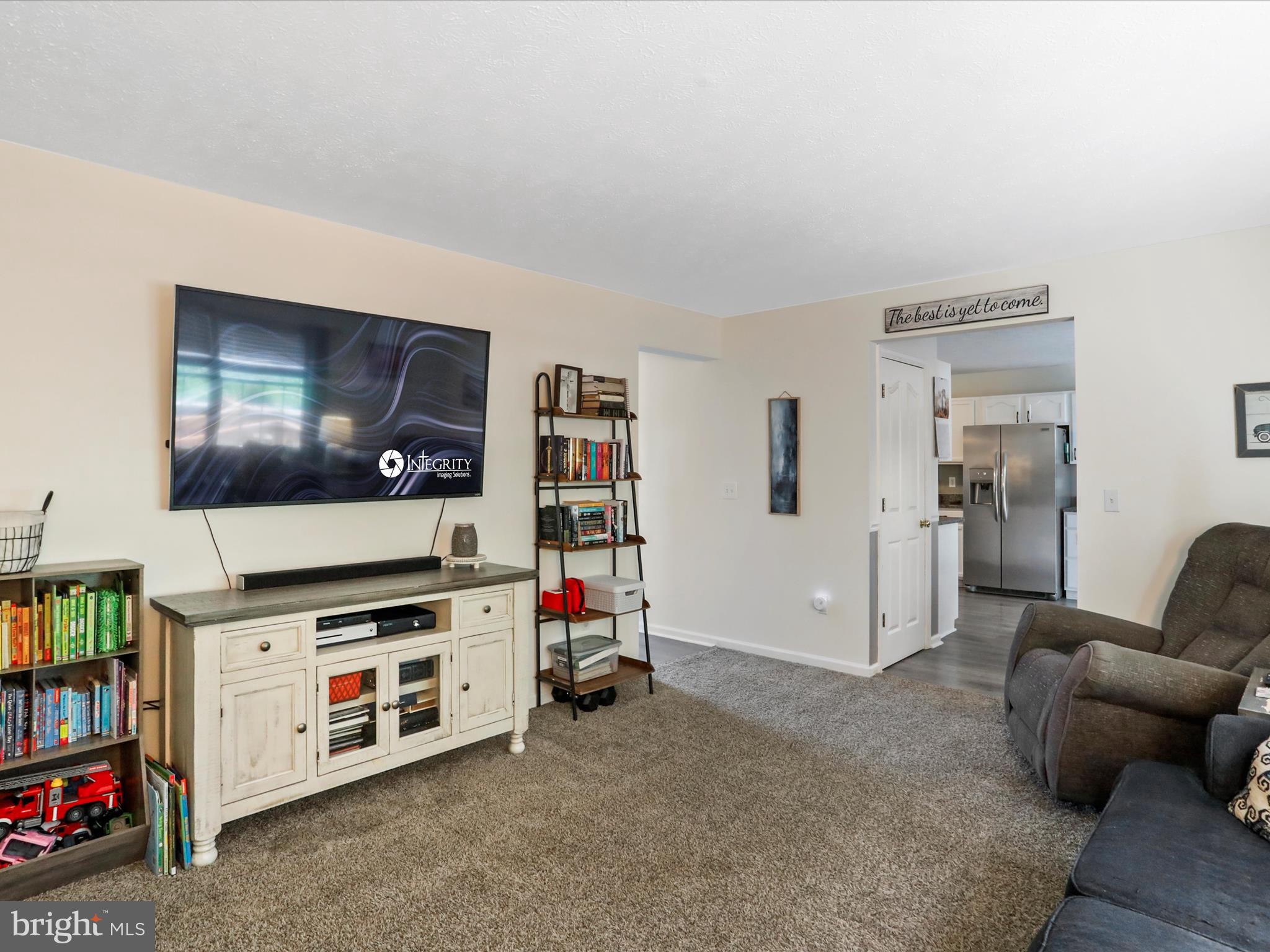 WHITE FARM - Residential