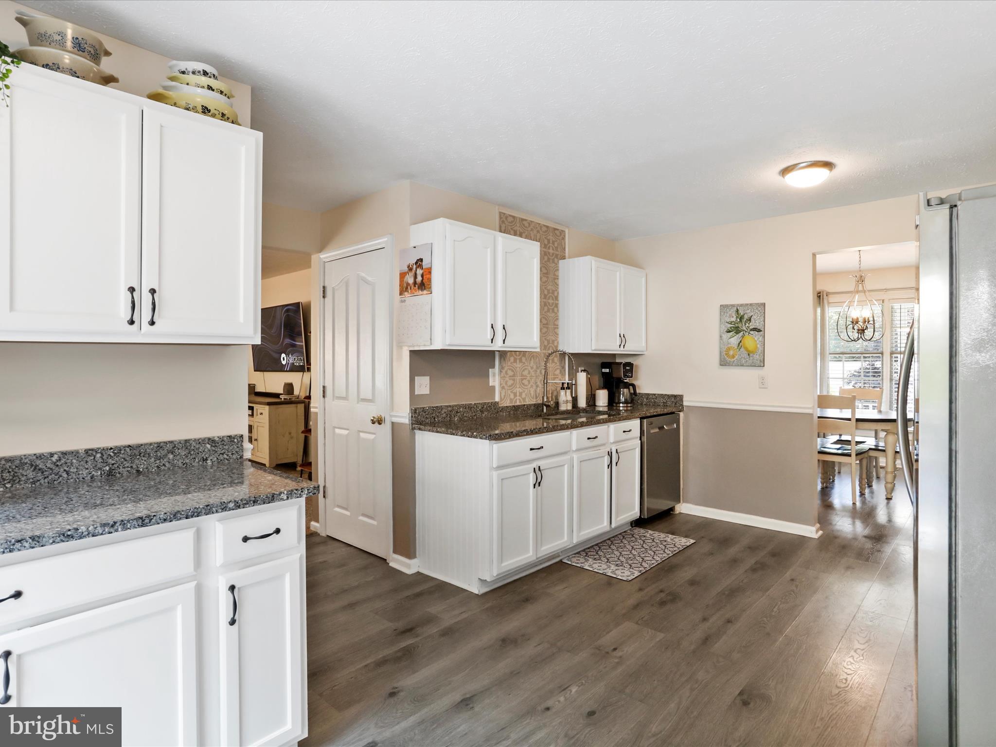 WHITE FARM - Residential