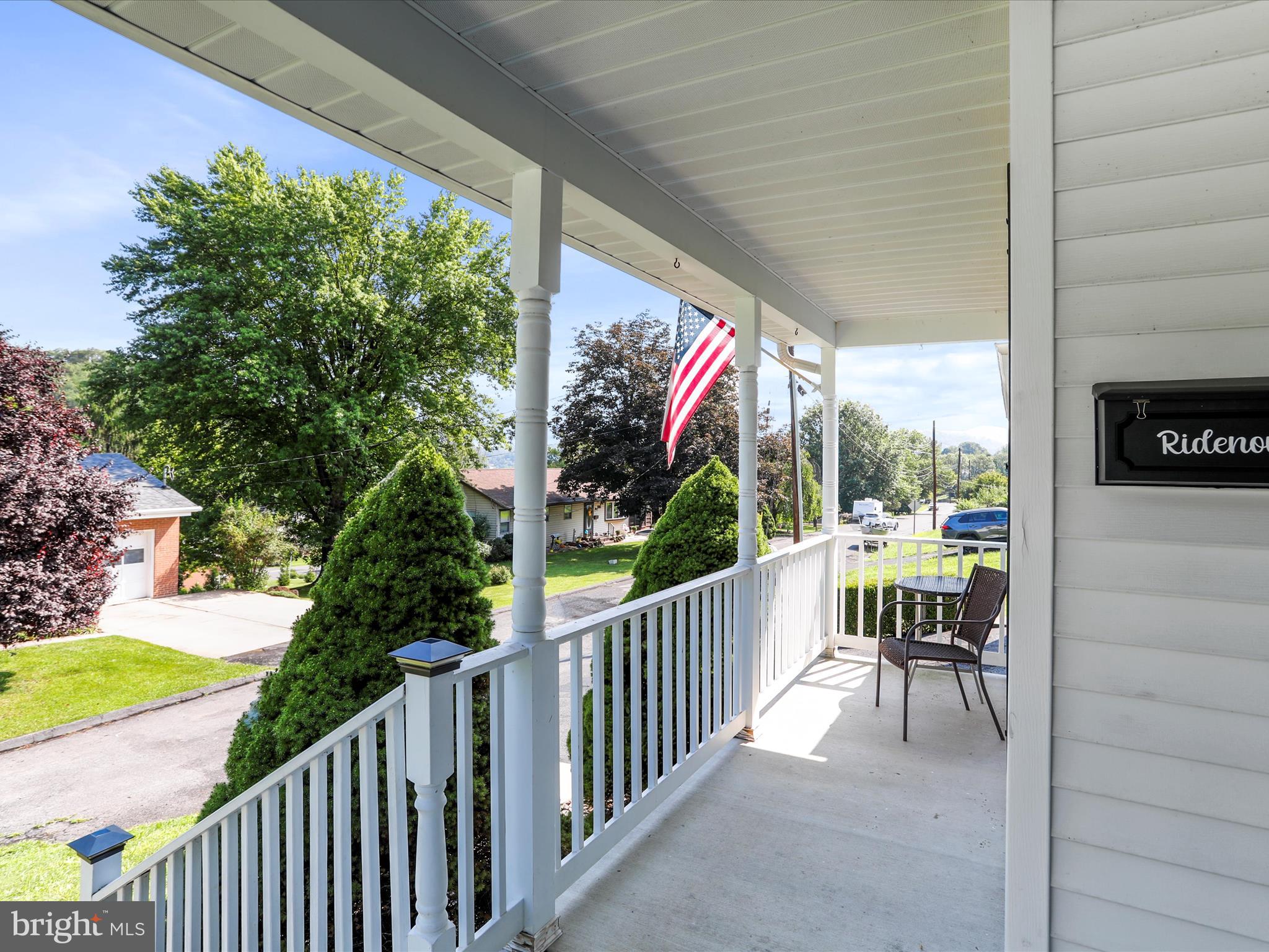 WHITE FARM - Residential