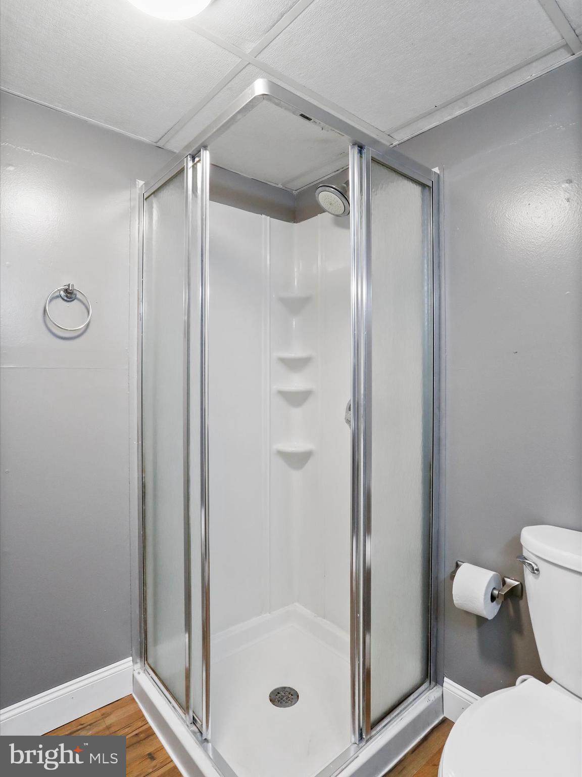 WHITE FARM - Residential