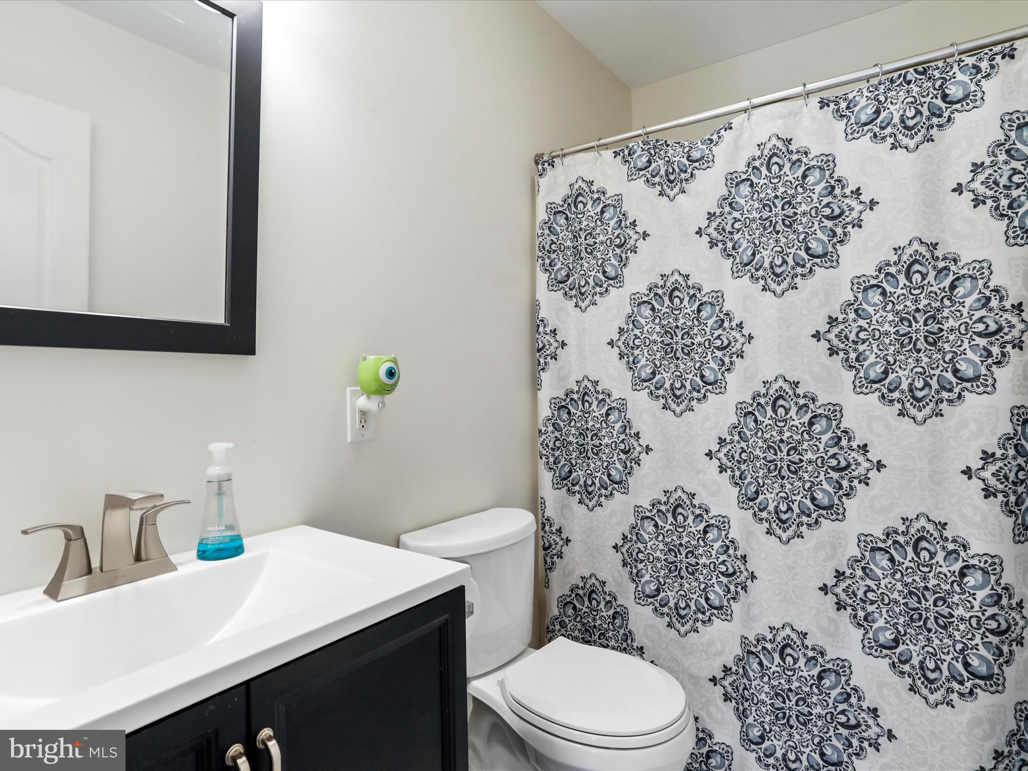 WHITE FARM - Residential