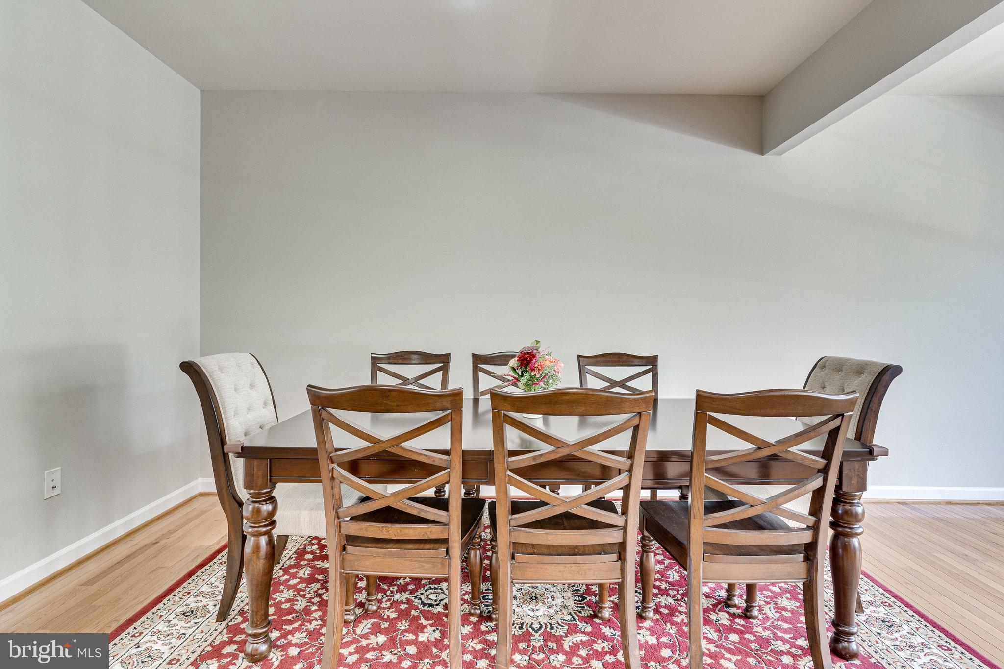 MONTGOMERY WHITE OAK - Residential