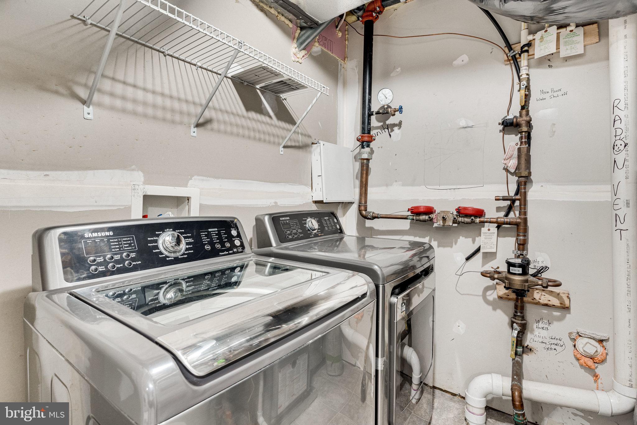 MONTGOMERY WHITE OAK - Residential