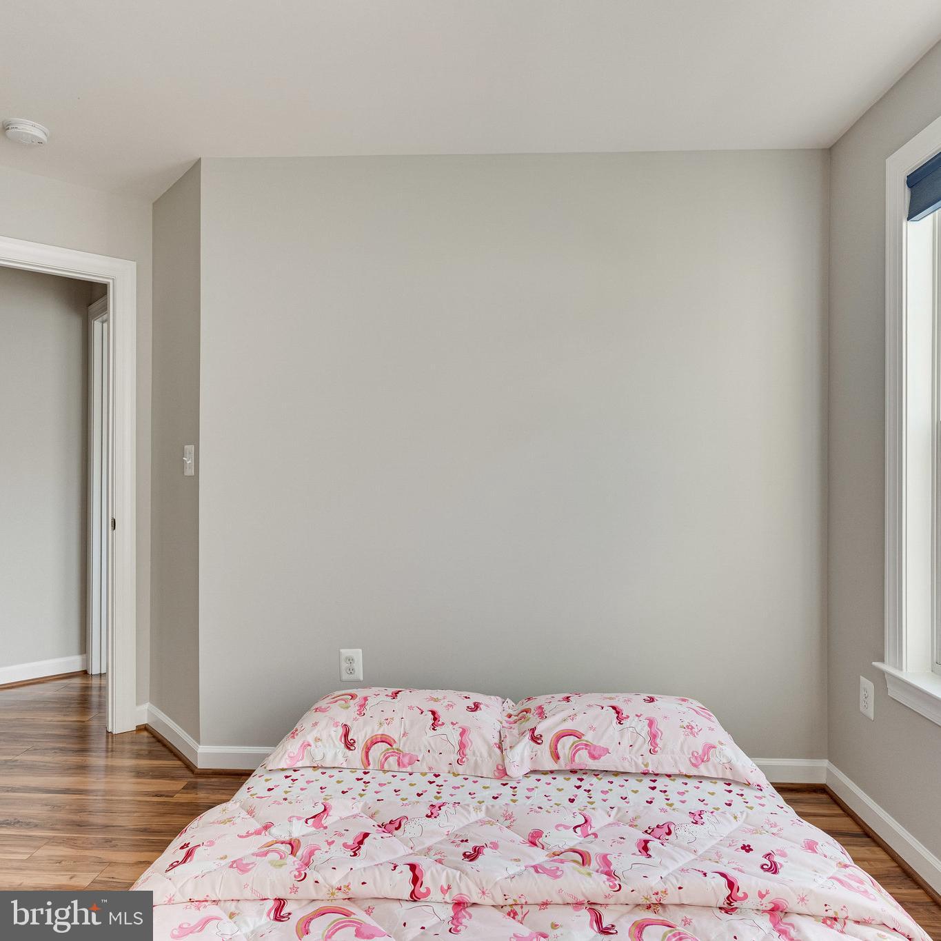 MONTGOMERY WHITE OAK - Residential