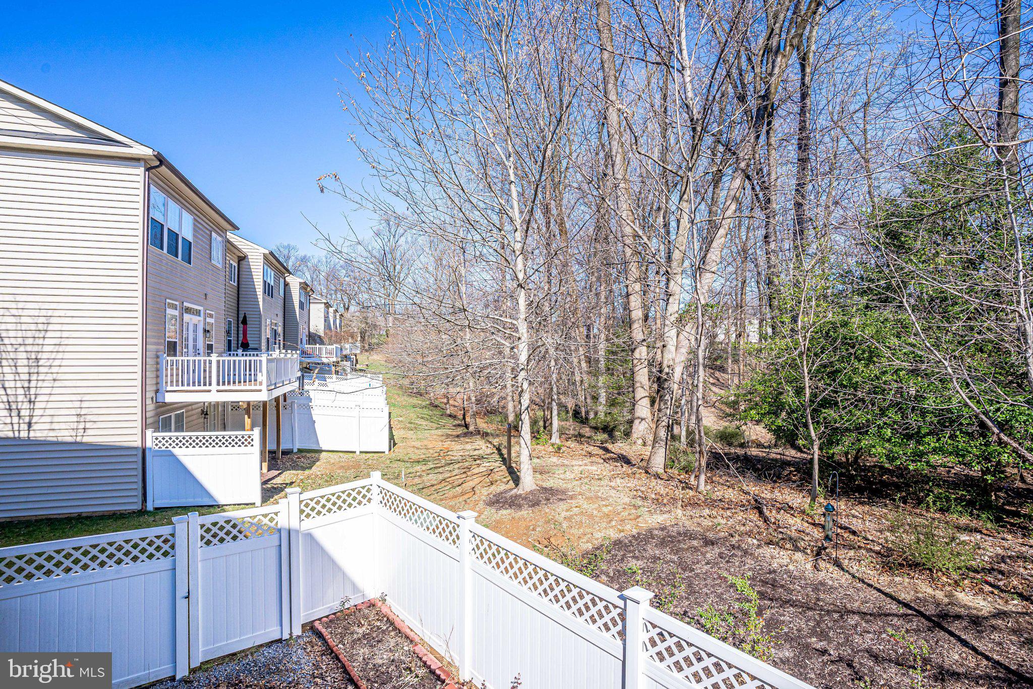 MONTGOMERY WHITE OAK - Residential