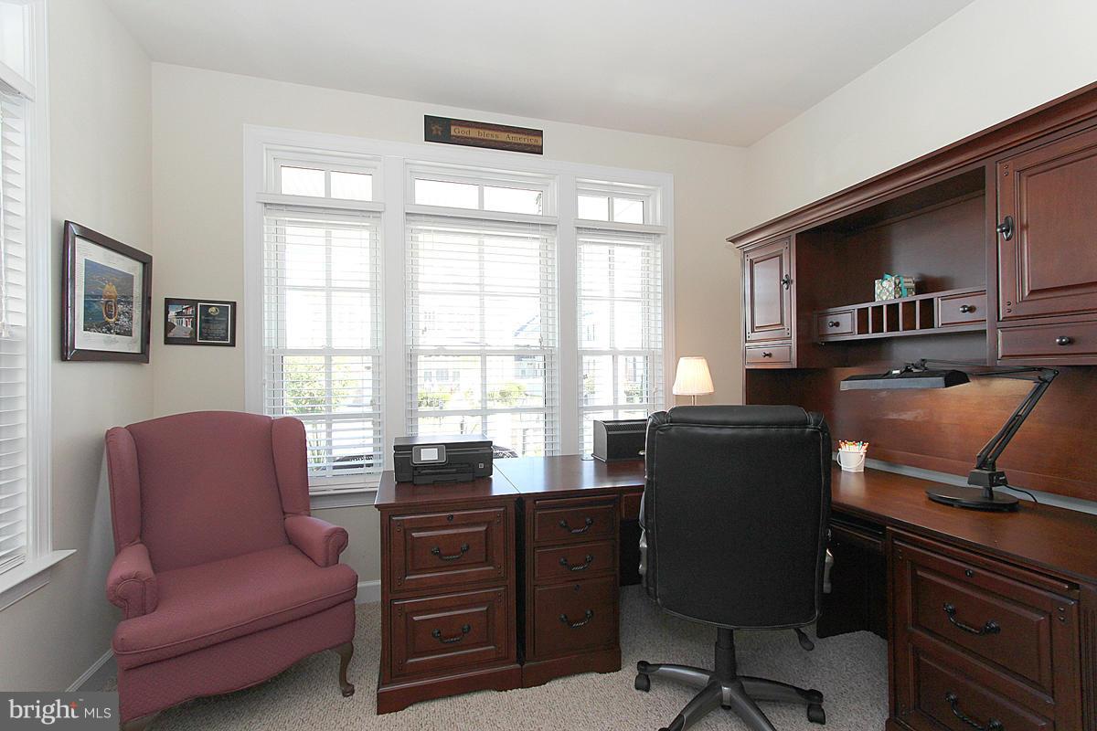 NEW BRISTOW VILLAGE - Residential Lease