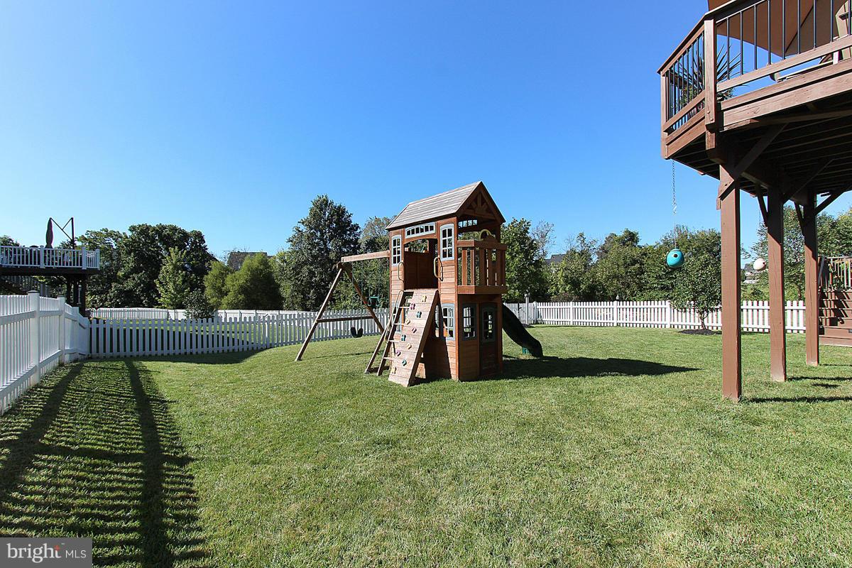 NEW BRISTOW VILLAGE - Residential Lease