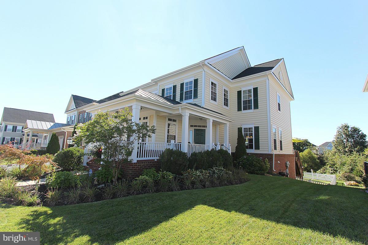 NEW BRISTOW VILLAGE - Residential Lease