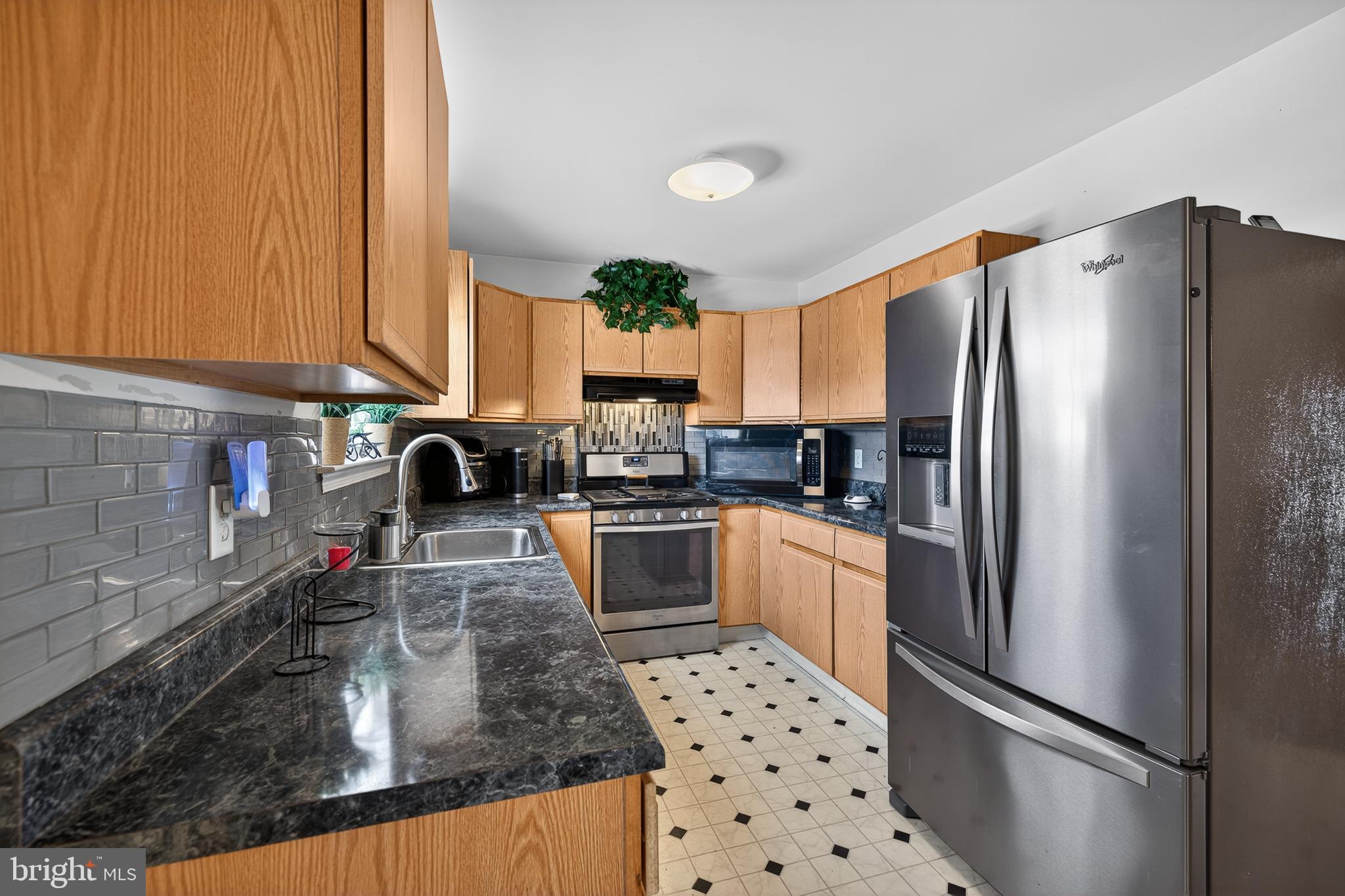 MIDDLETOWN VILLAGE - Residential