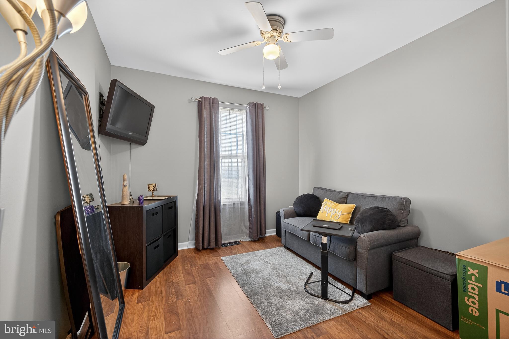 MIDDLETOWN VILLAGE - Residential