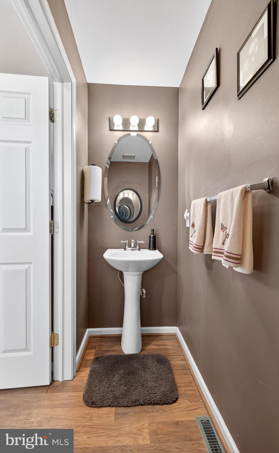 MIDDLETOWN VILLAGE - Residential