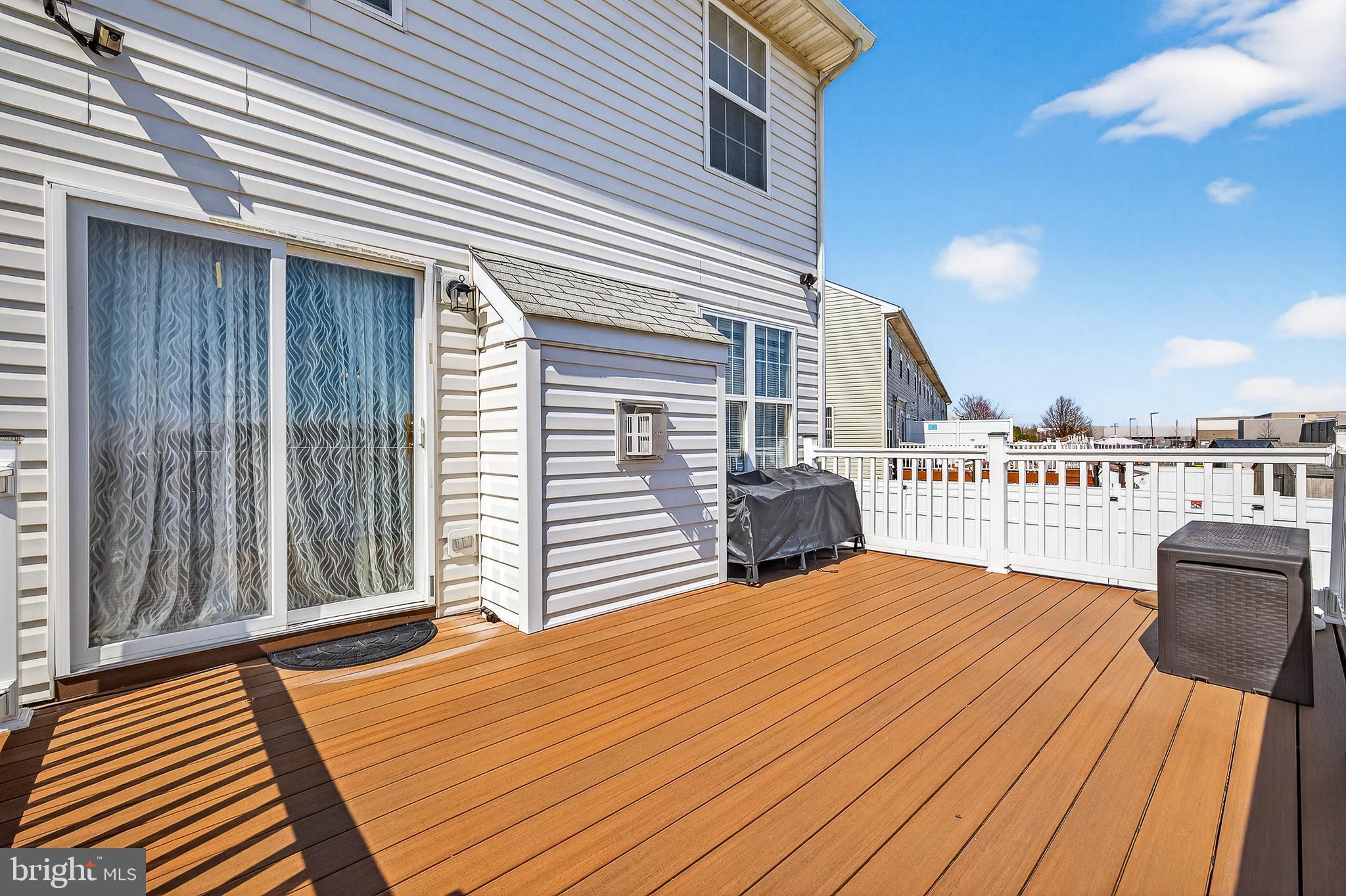 MIDDLETOWN VILLAGE - Residential