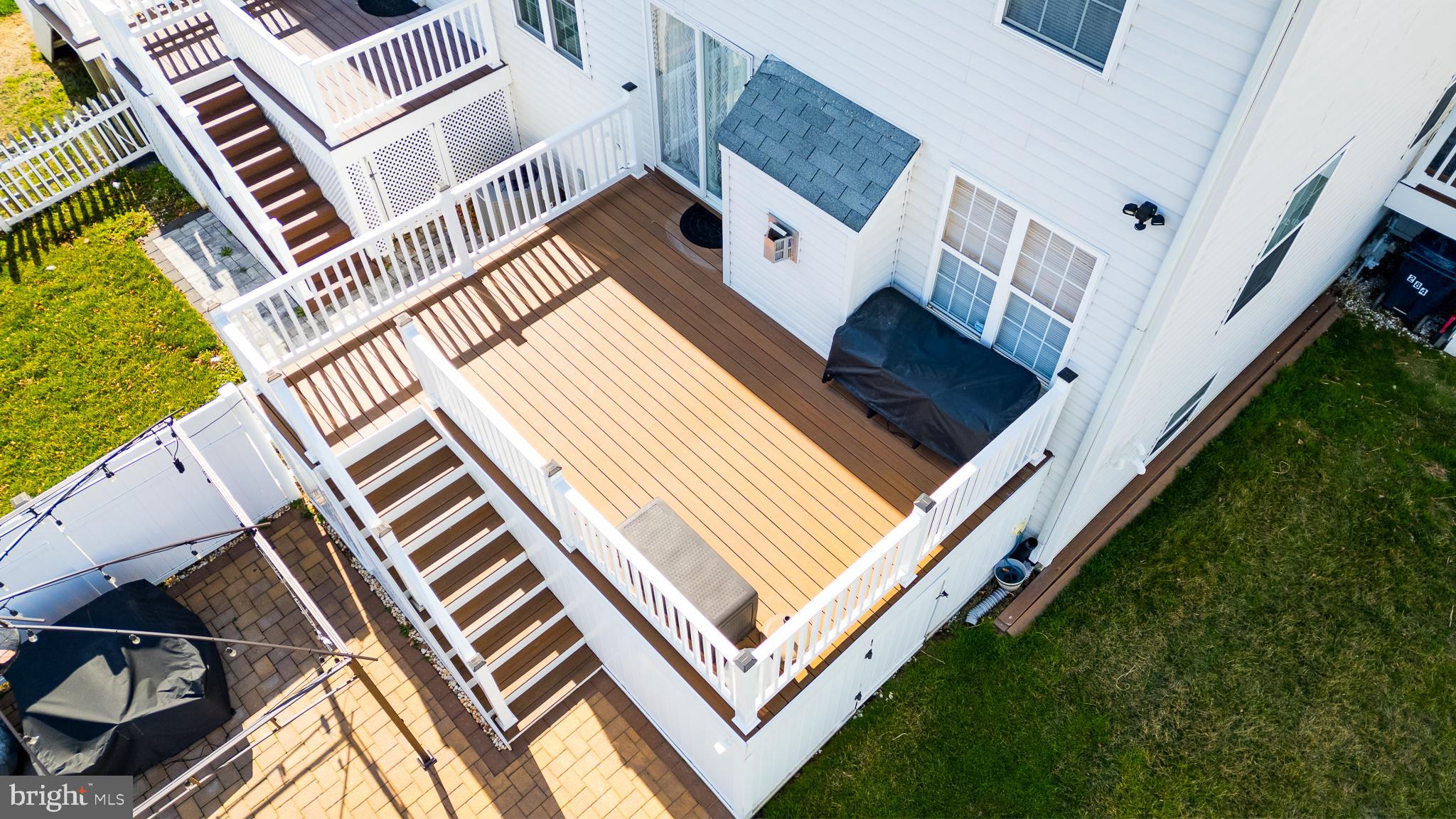 MIDDLETOWN VILLAGE - Residential