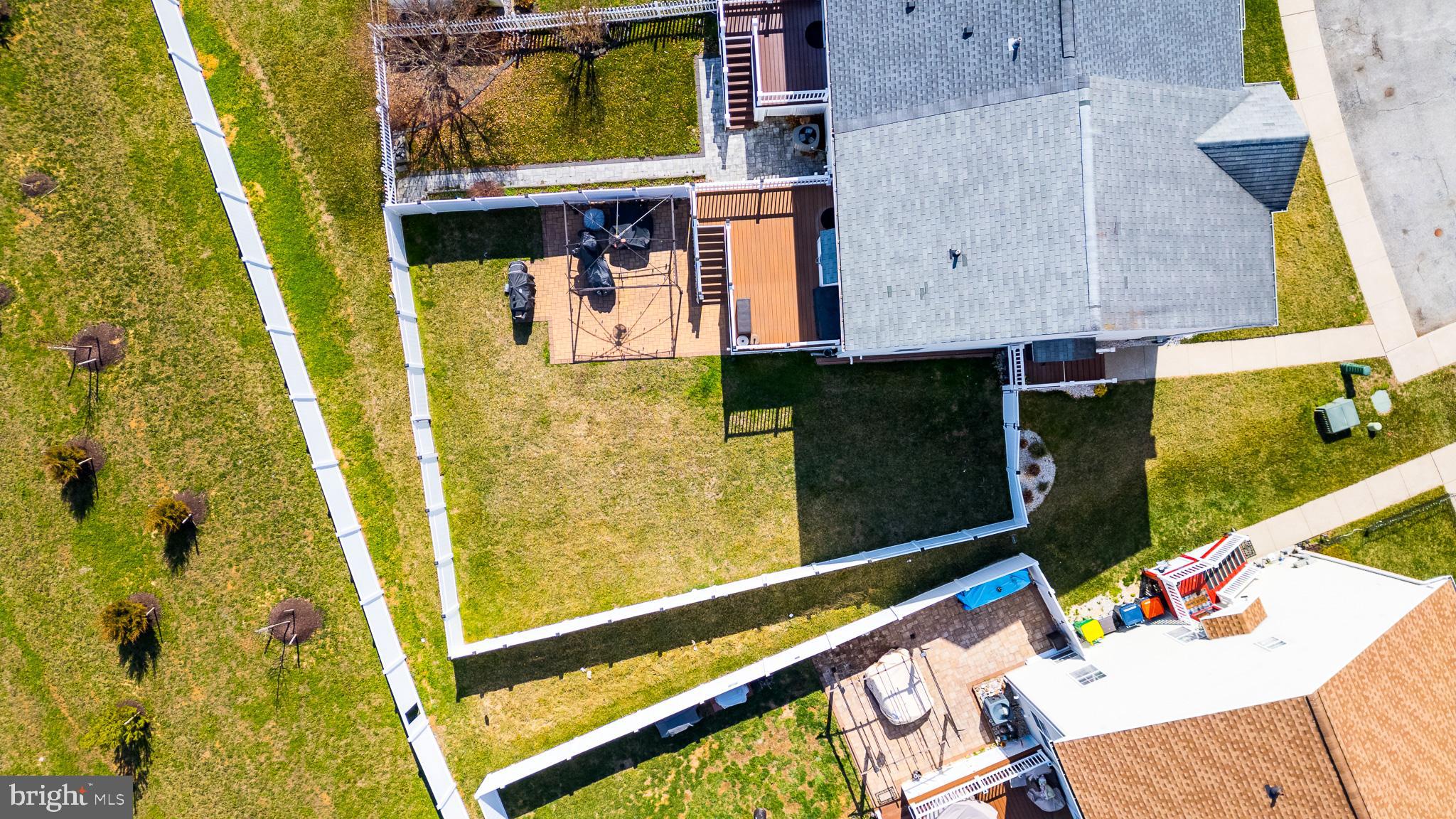 MIDDLETOWN VILLAGE - Residential