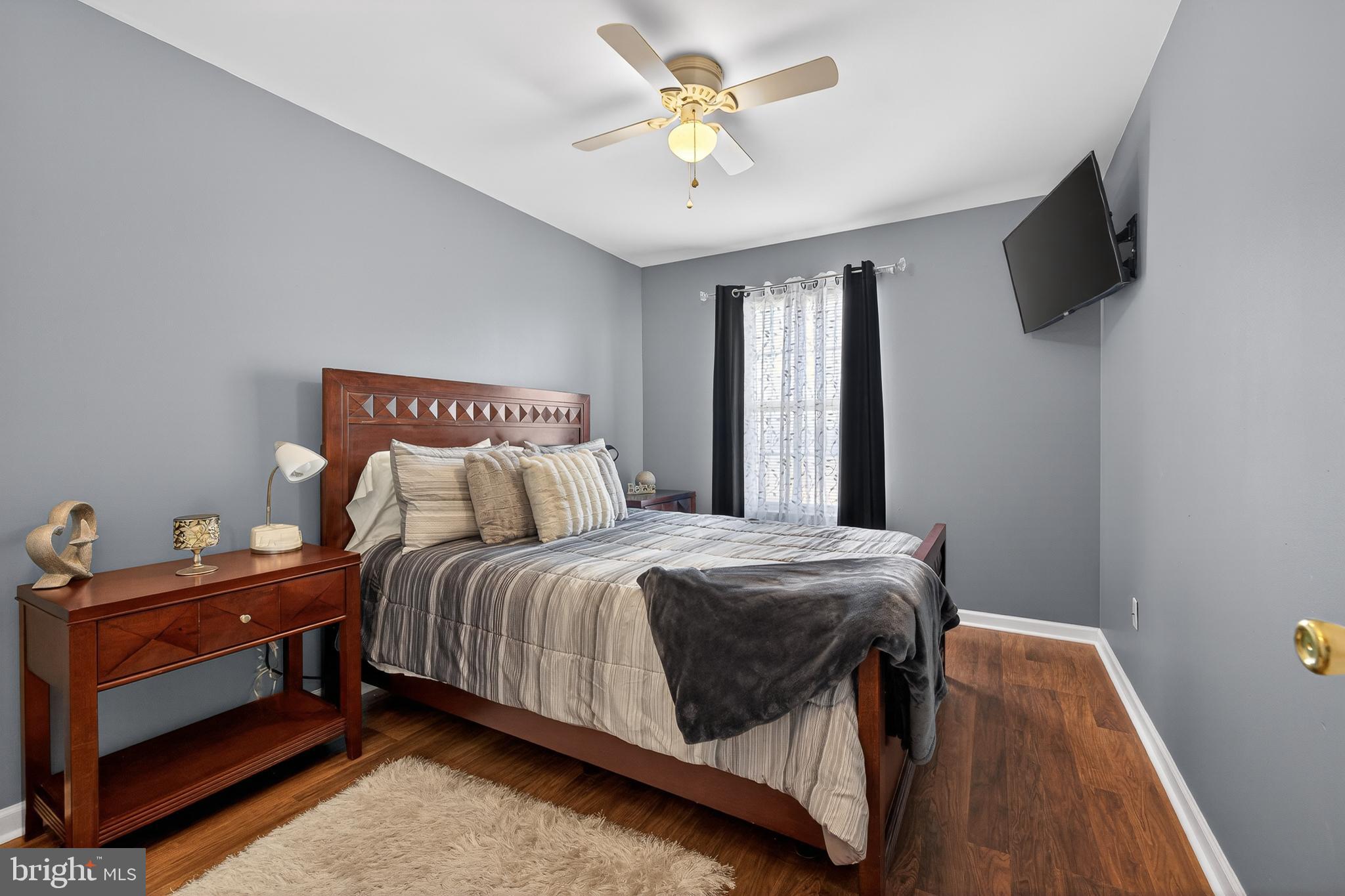 MIDDLETOWN VILLAGE - Residential