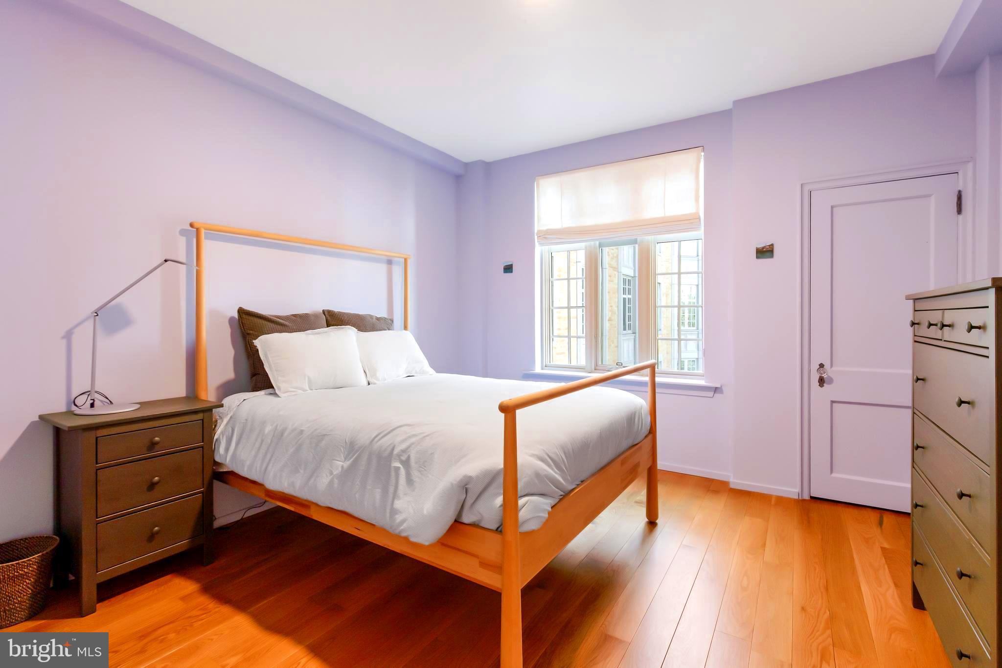 RIVERVIEW MANOR - Residential