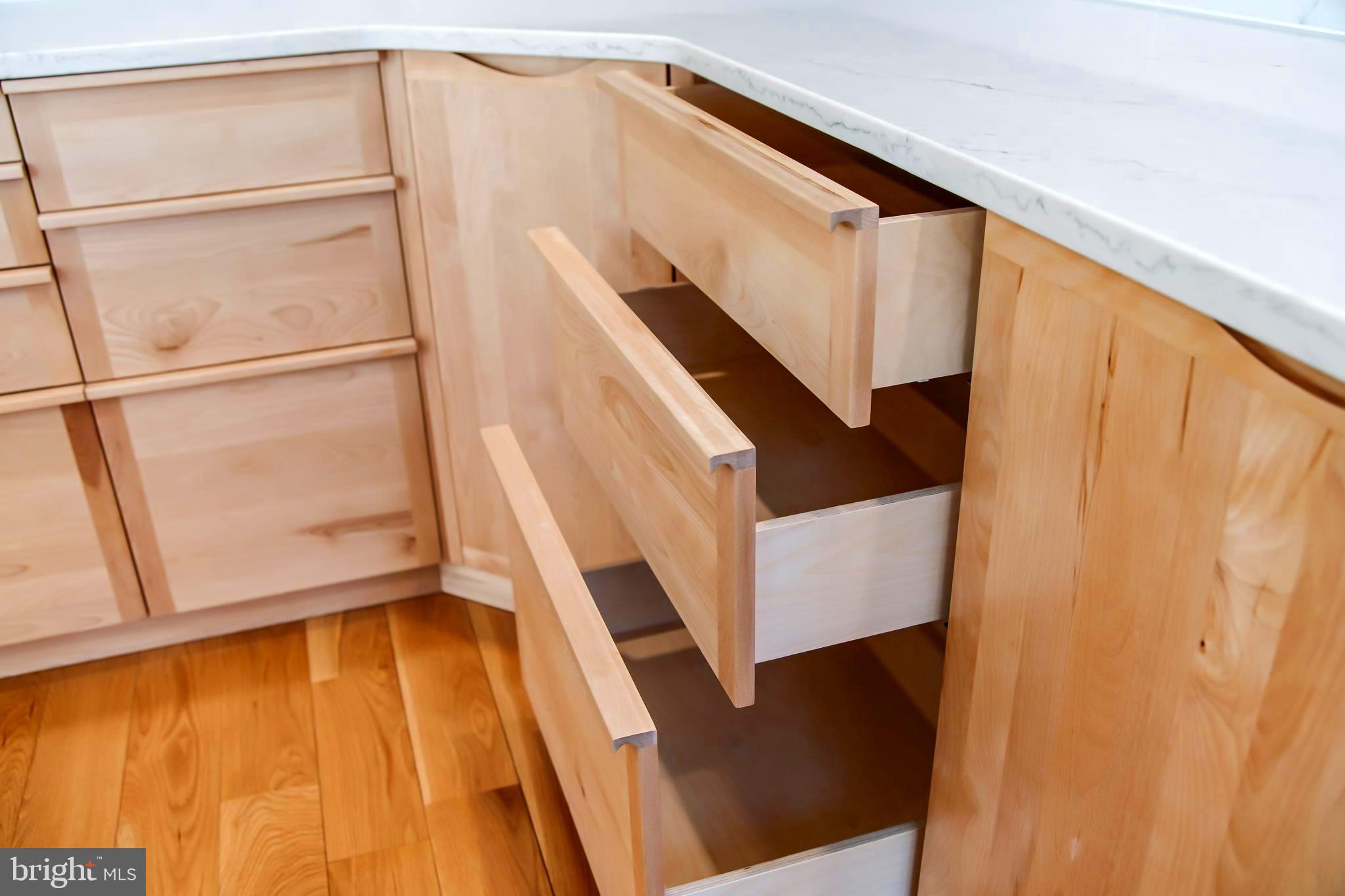 RIVERVIEW MANOR - Residential