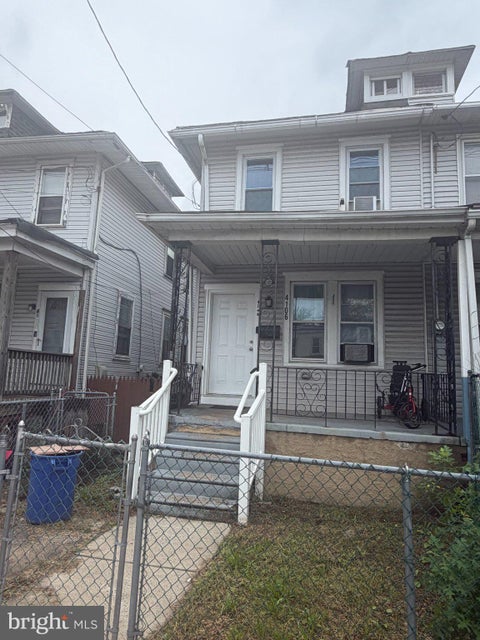 Townhouse For Sale - 4106 Westfield Avenue<br/> Camden County, PENNSAUKEN, NJ 08110