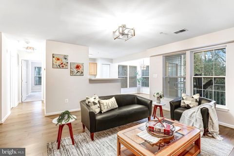 7532 COXTON COURT F 126 ALEXANDRIA VA 22306