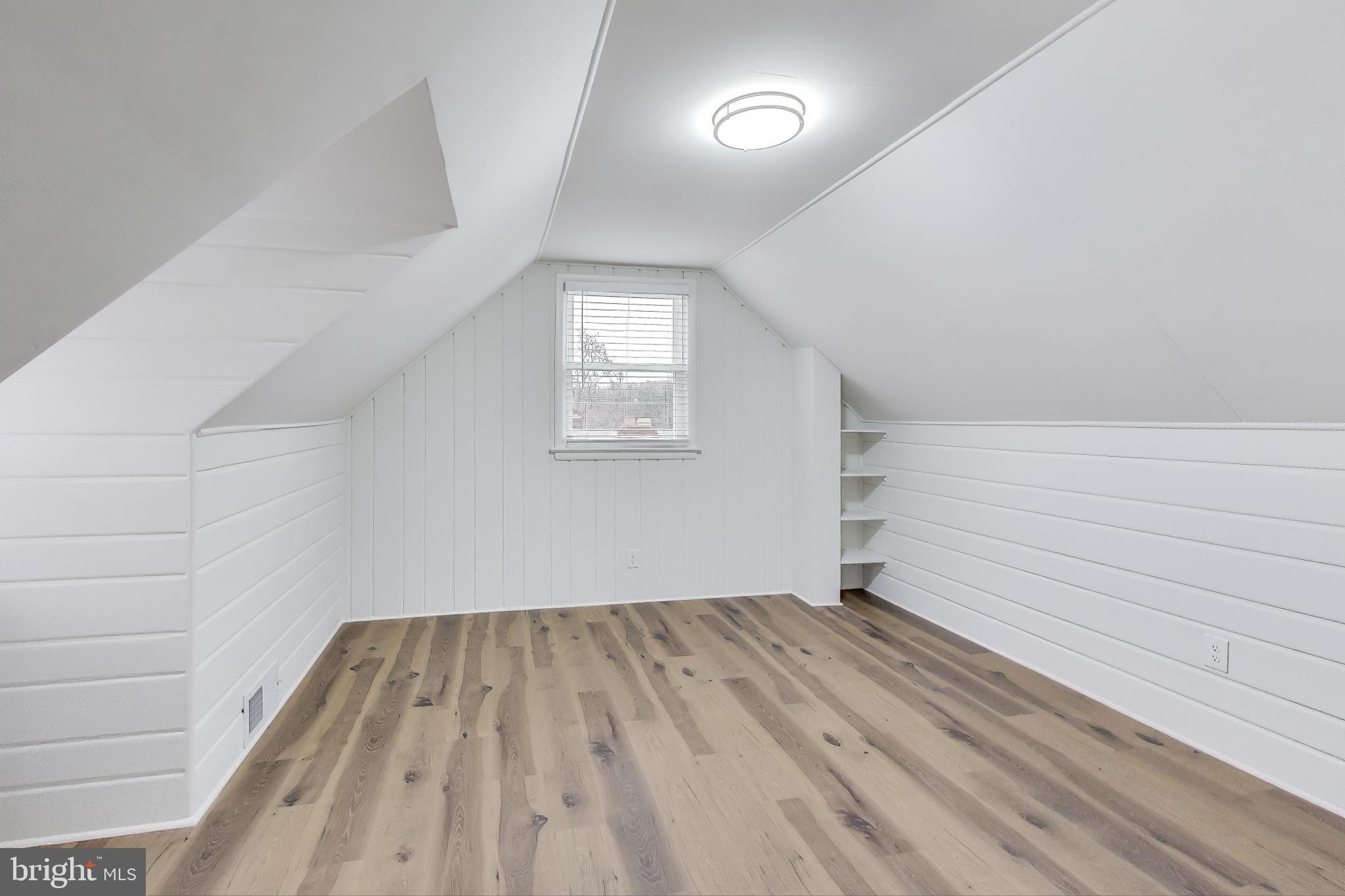 JEFFERYS - Residential