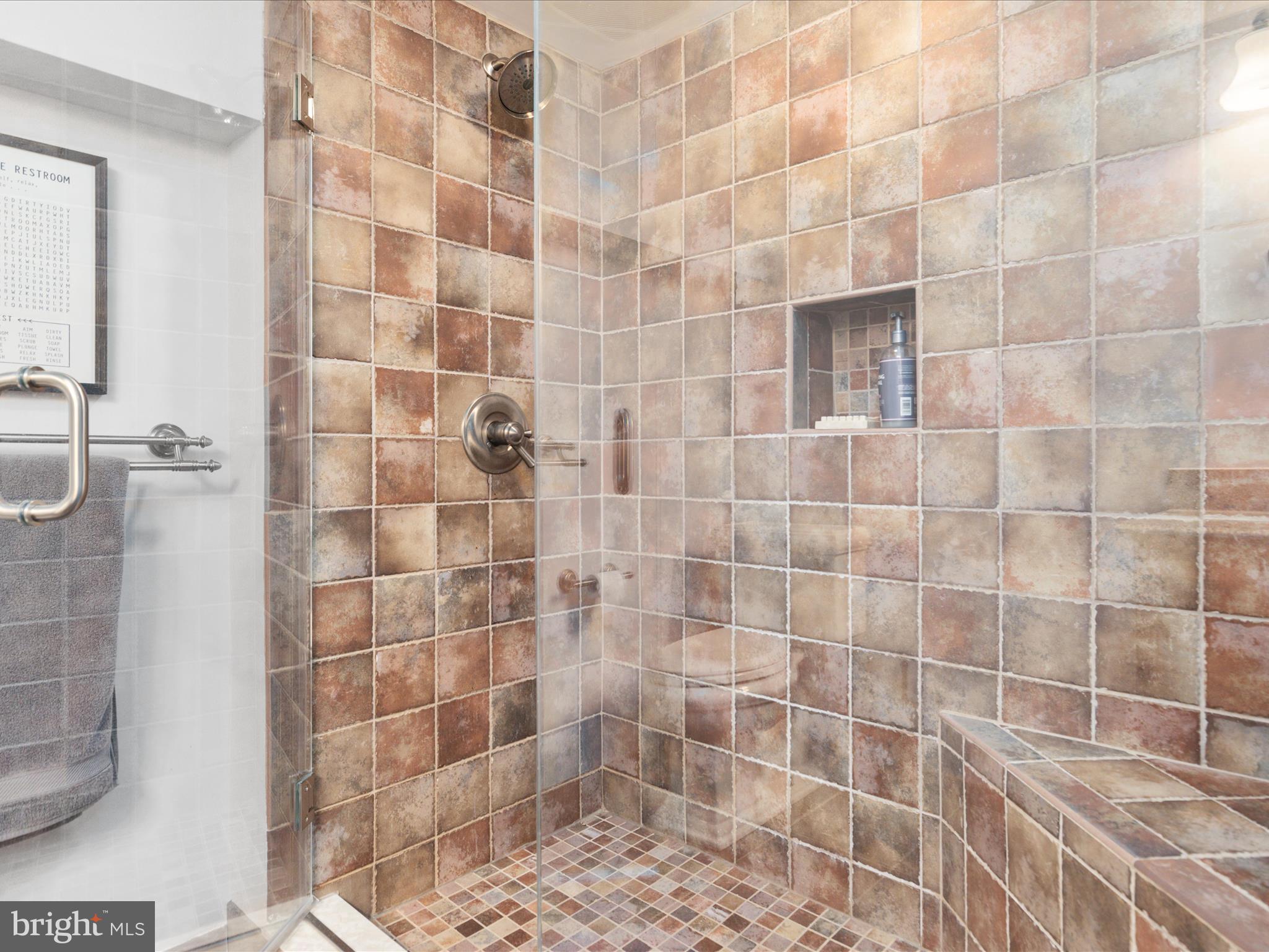 STEEPLE CHASE - Residential