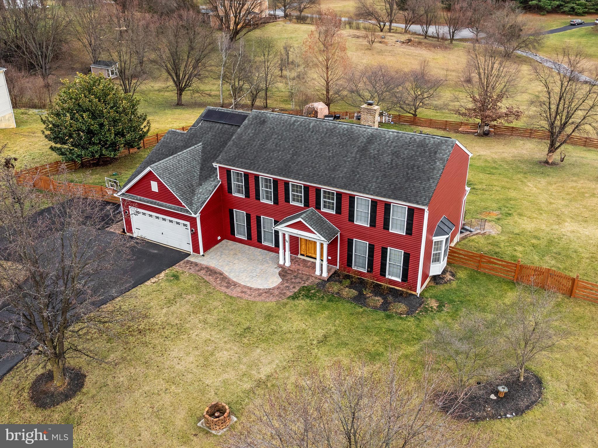 STEEPLE CHASE - Residential