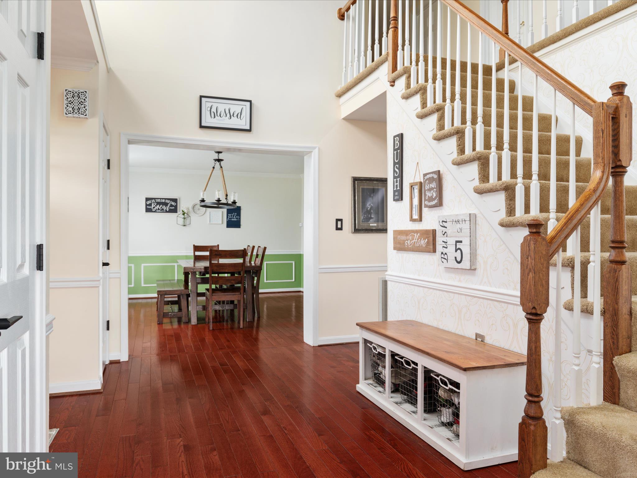 STEEPLE CHASE - Residential