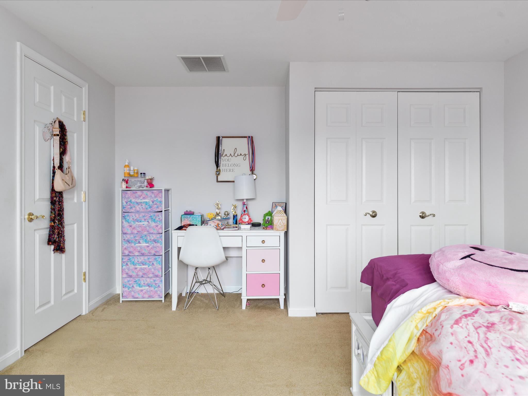 STEEPLE CHASE - Residential