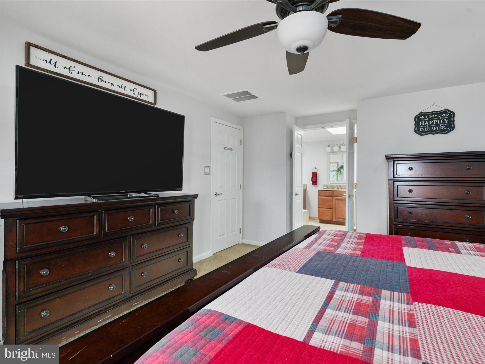 STEEPLE CHASE - Residential