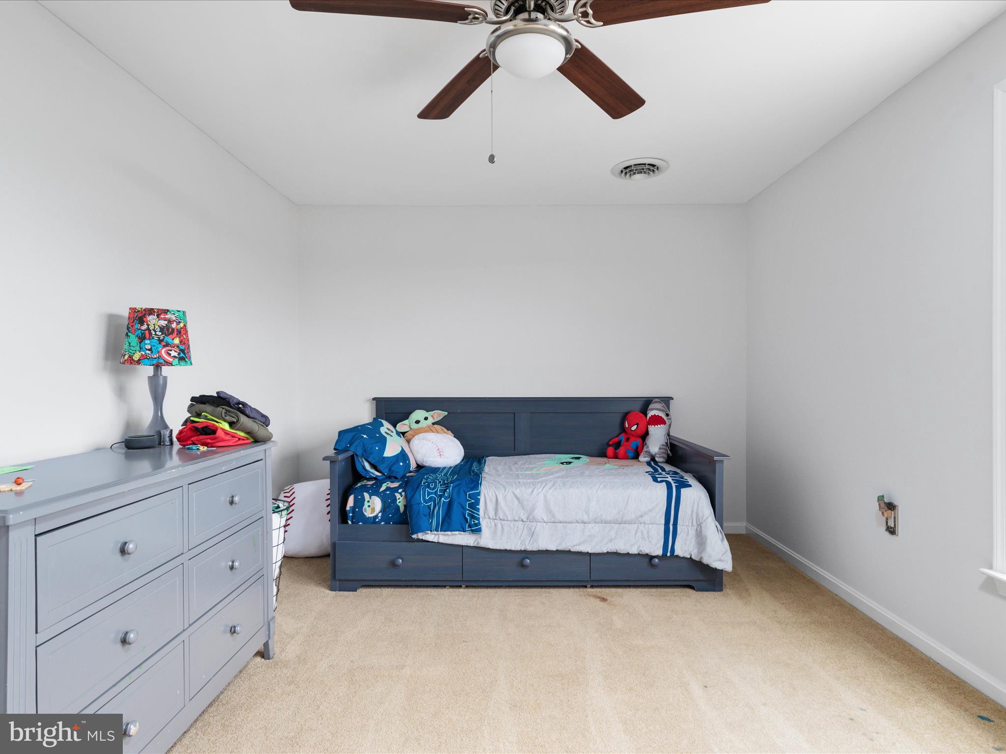 STEEPLE CHASE - Residential