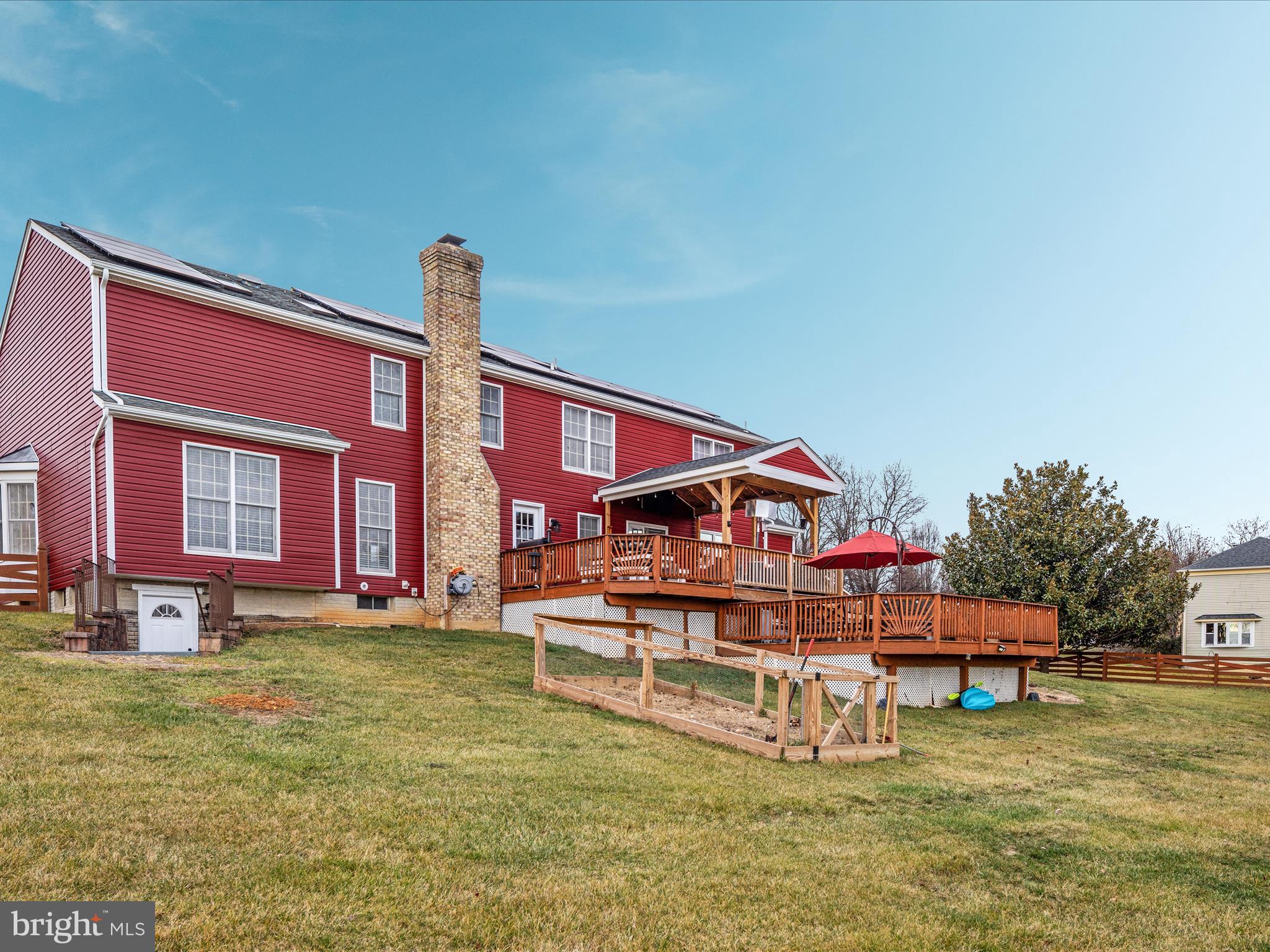 STEEPLE CHASE - Residential