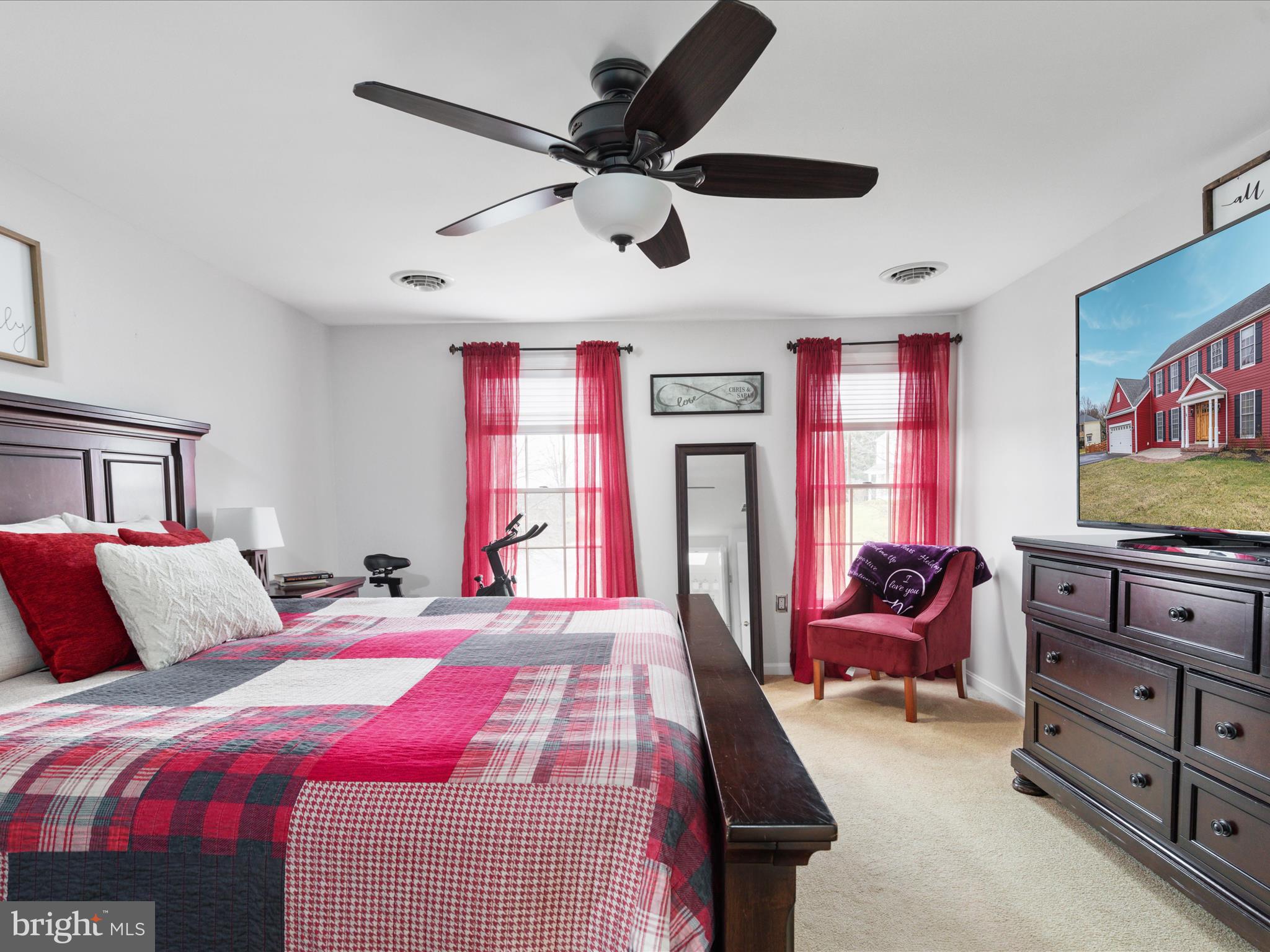 STEEPLE CHASE - Residential