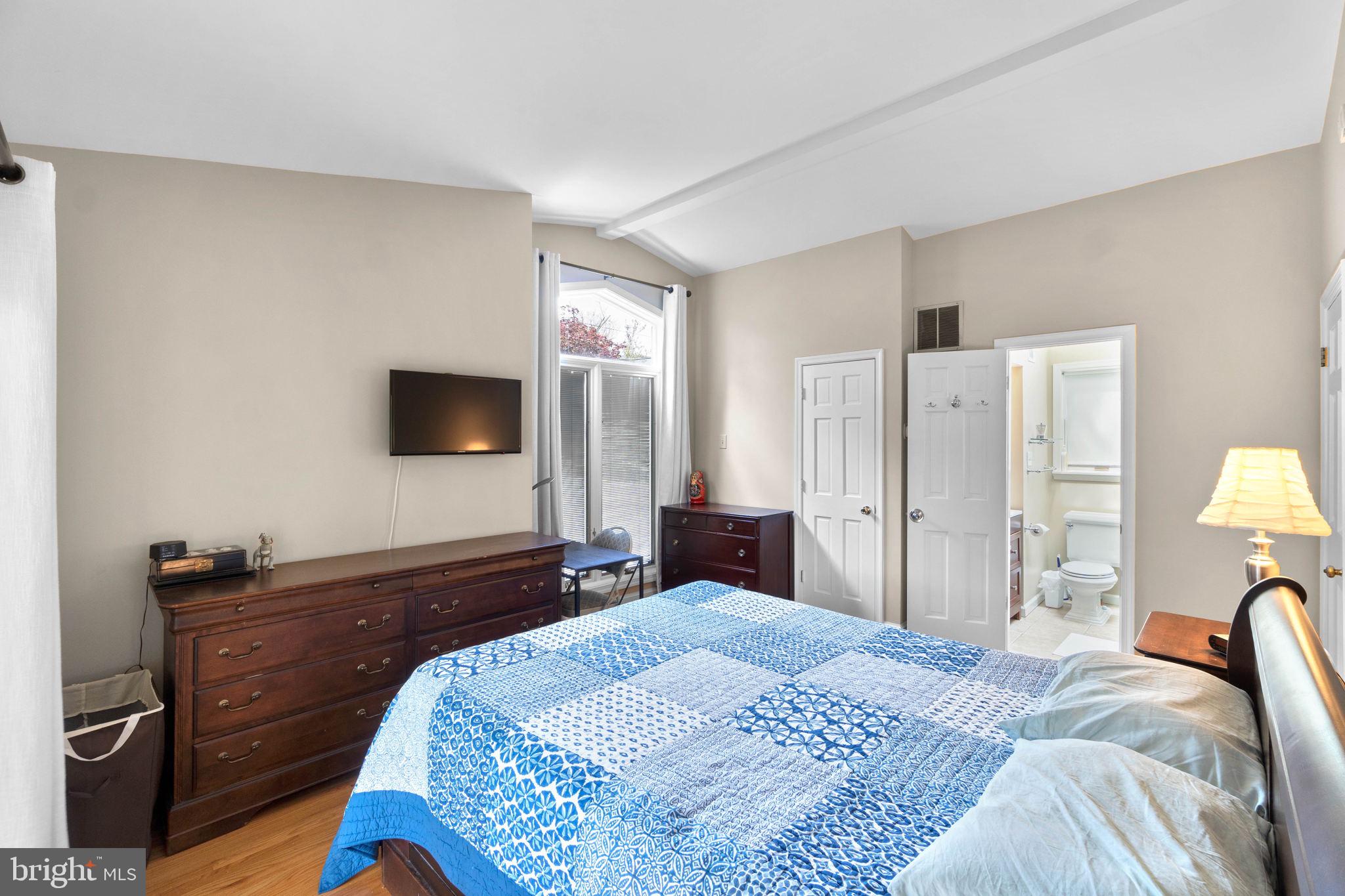 ASHTON HEIGHTS - Residential Lease