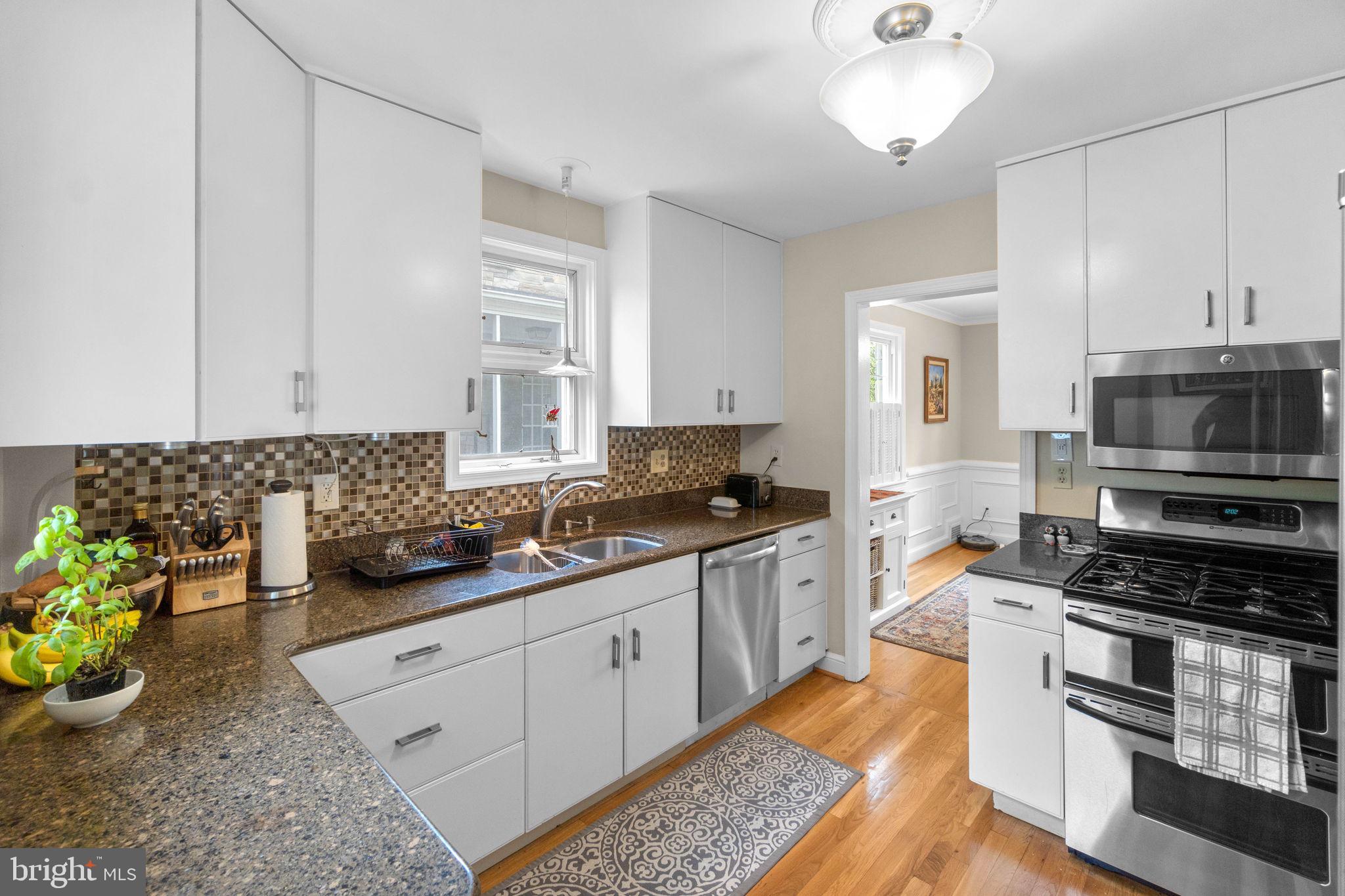 ASHTON HEIGHTS - Residential Lease